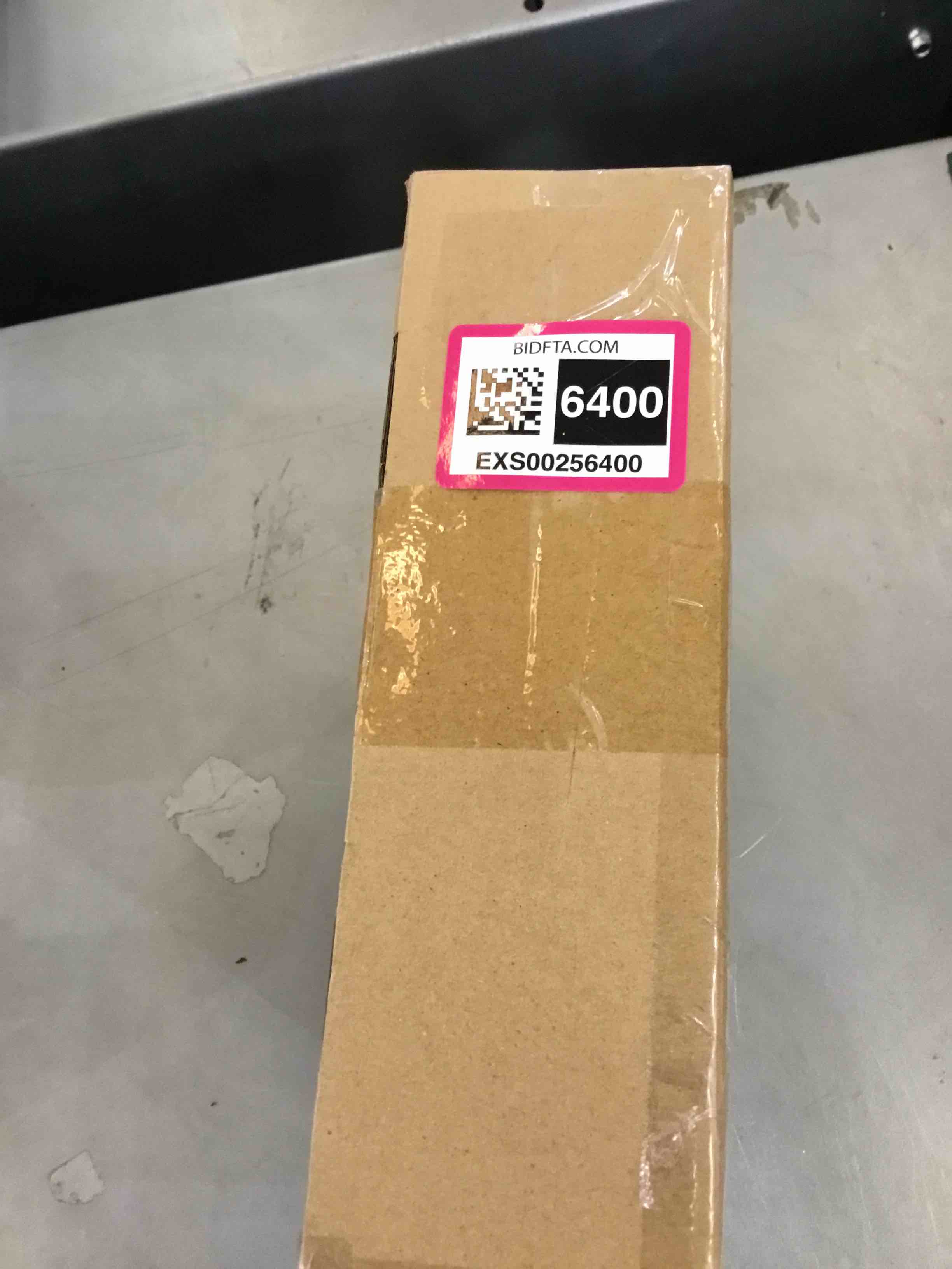 https://s3.amazonaws.com/lotting-images-prod/bidfta/EXS00256400_1685033964149.jpeg