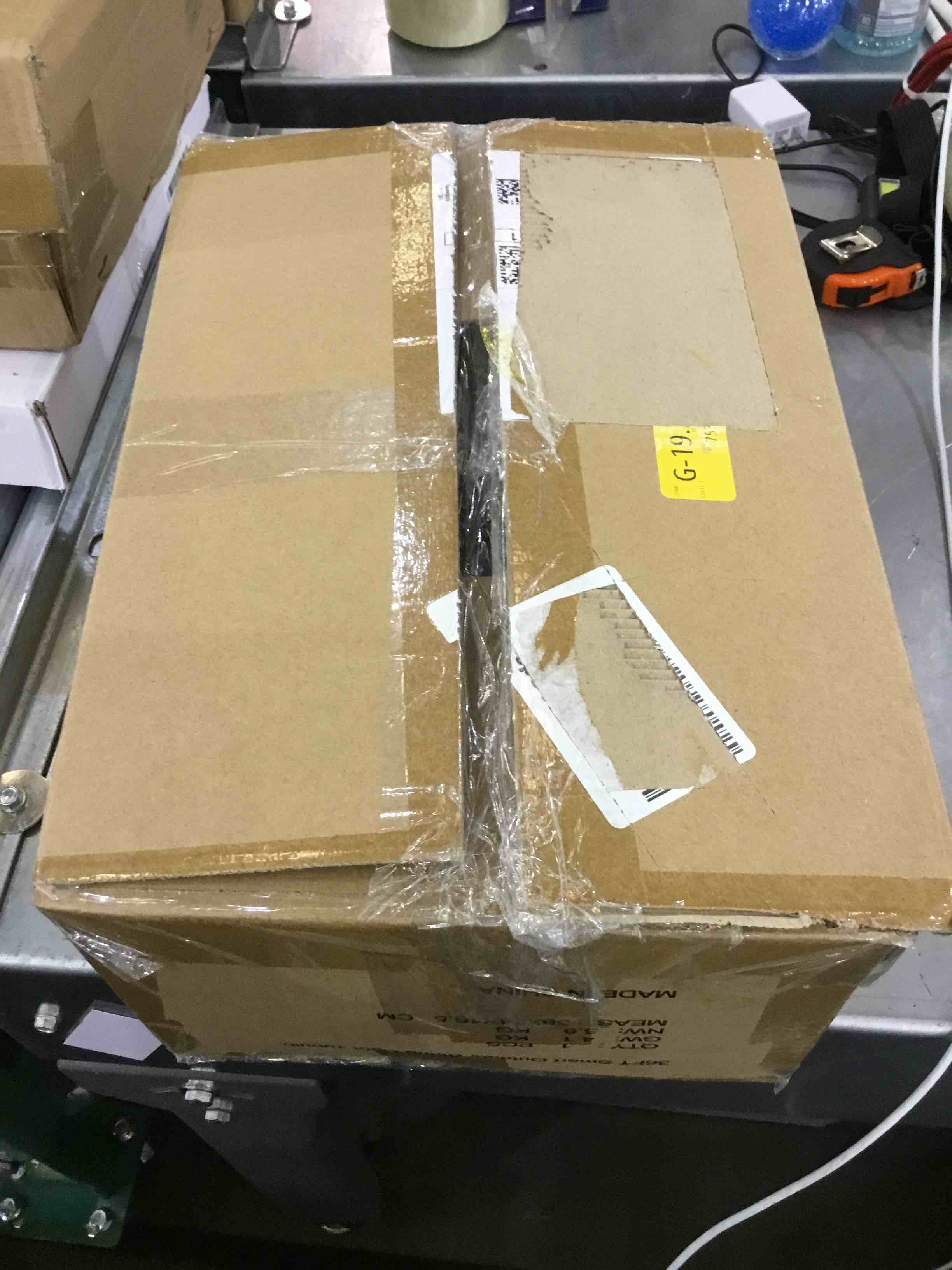 https://s3.amazonaws.com/lotting-images-prod/bidfta/EXS00258033_1684505213655.jpeg