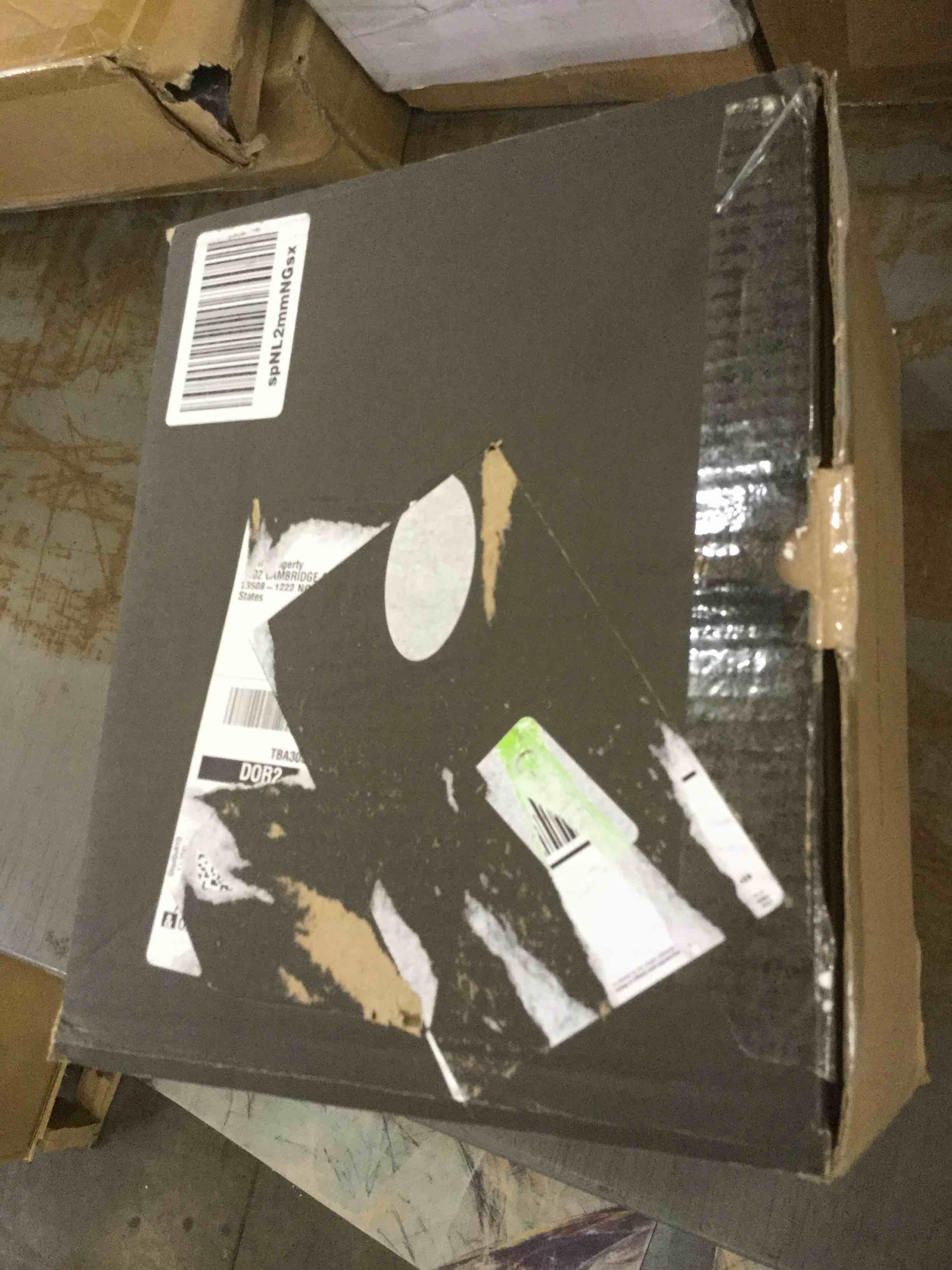 https://s3.amazonaws.com/lotting-images-prod/bidfta/EXS00258612_1684518261872.jpeg