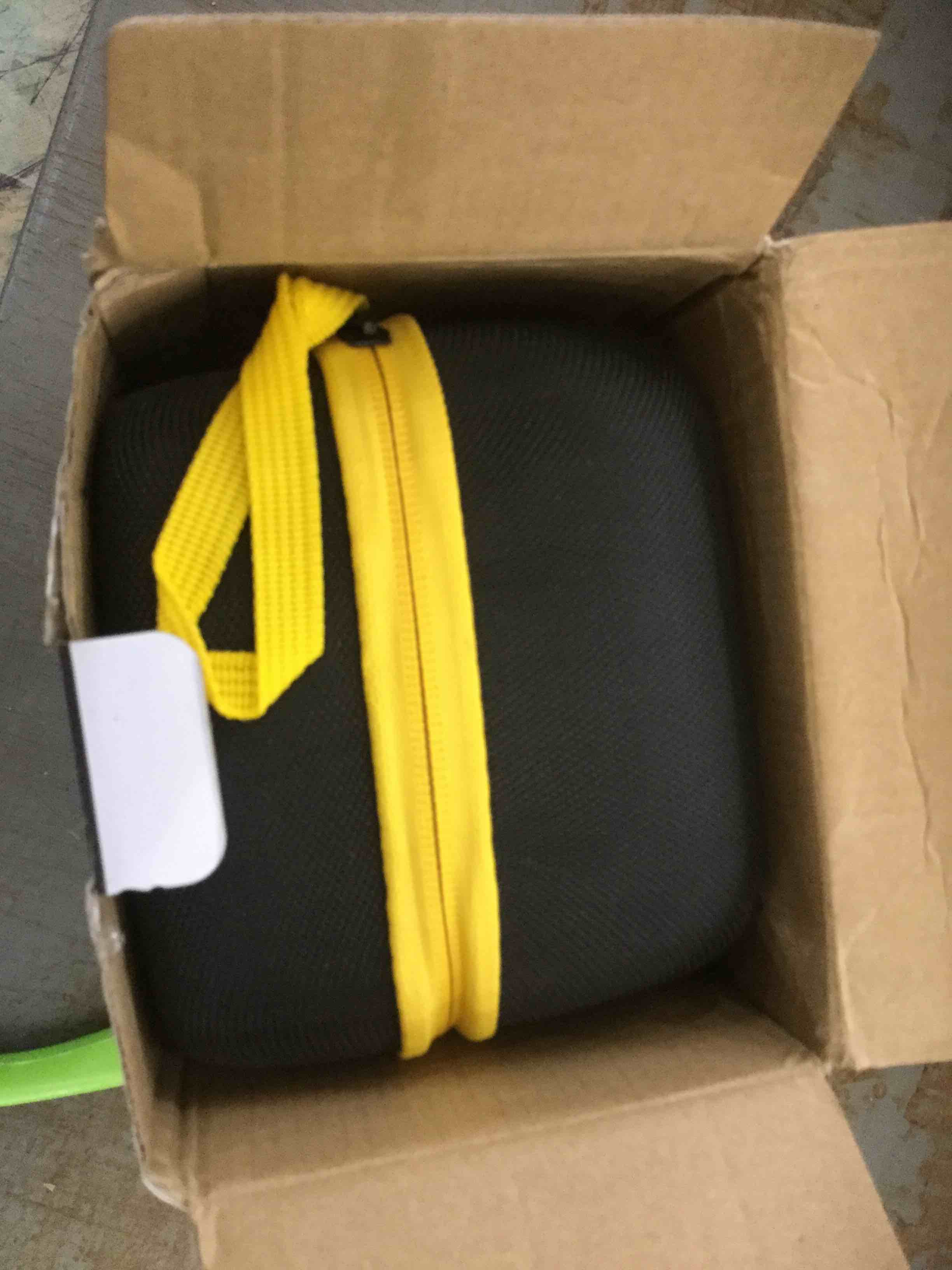 https://s3.amazonaws.com/lotting-images-prod/bidfta/EXS00258786_1684773748826.jpeg