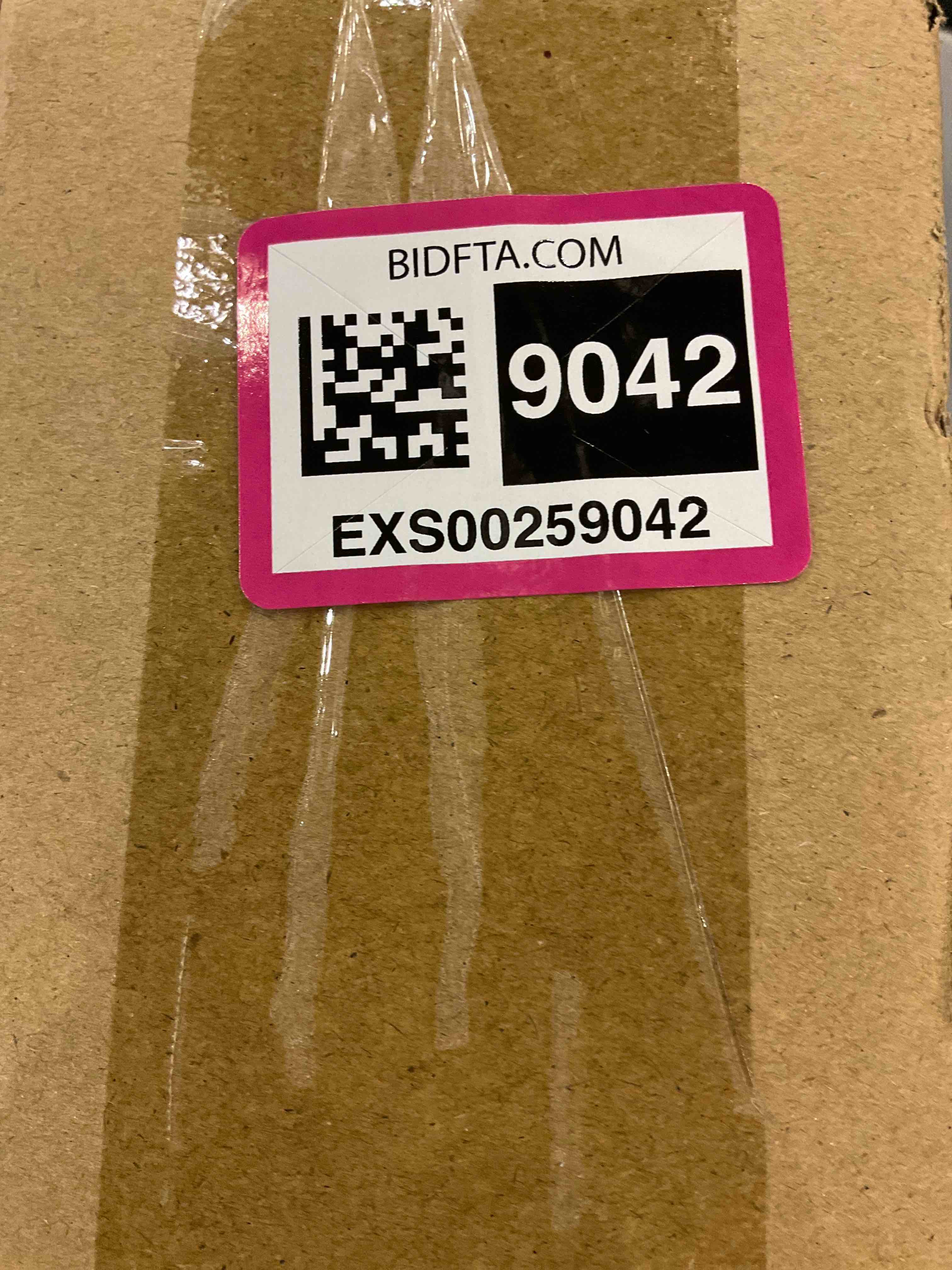 https://s3.amazonaws.com/lotting-images-prod/bidfta/EXS00259042_1684754265987.jpeg