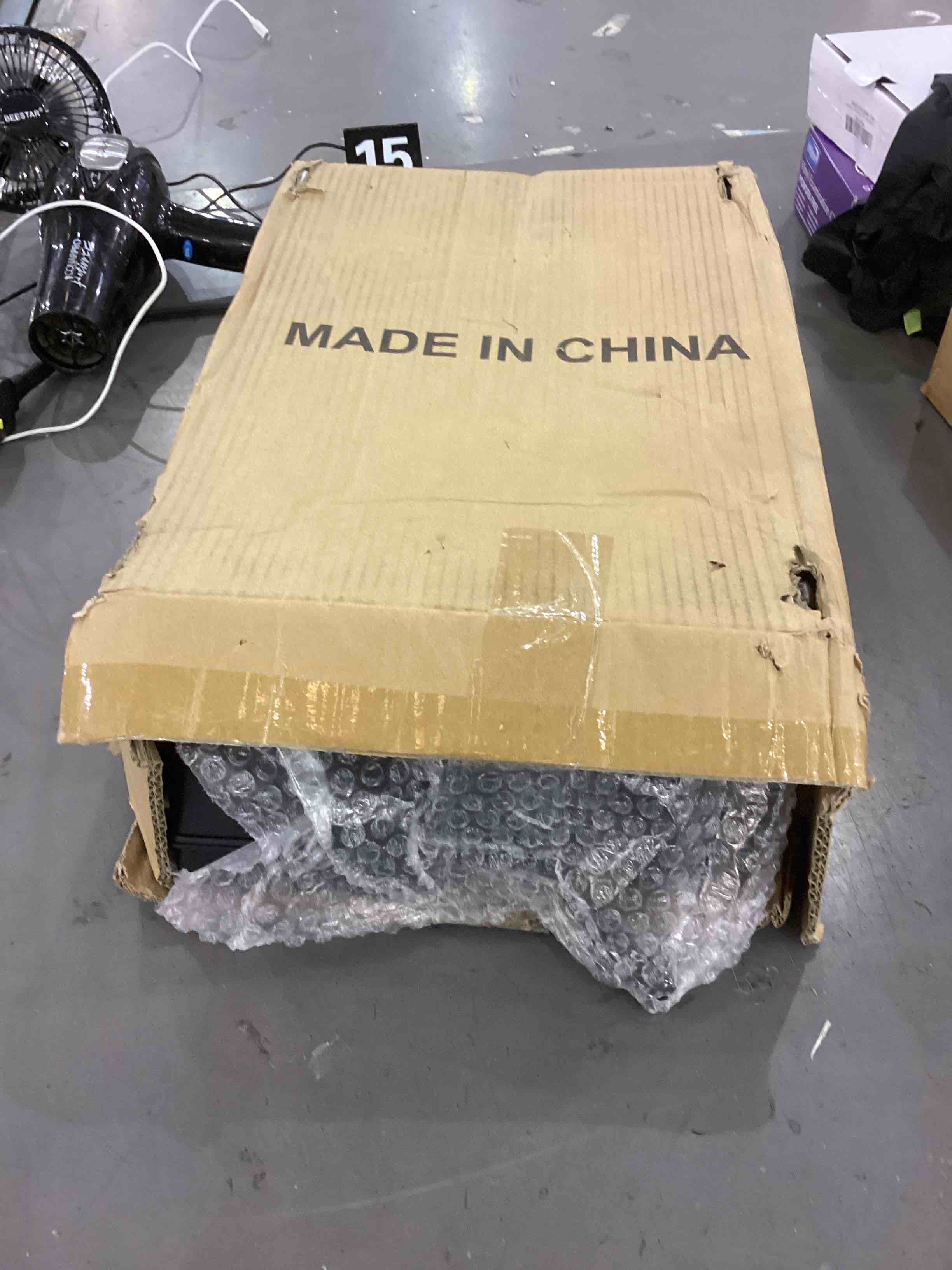 https://s3.amazonaws.com/lotting-images-prod/bidfta/EXS00259573_1684414020638.jpeg