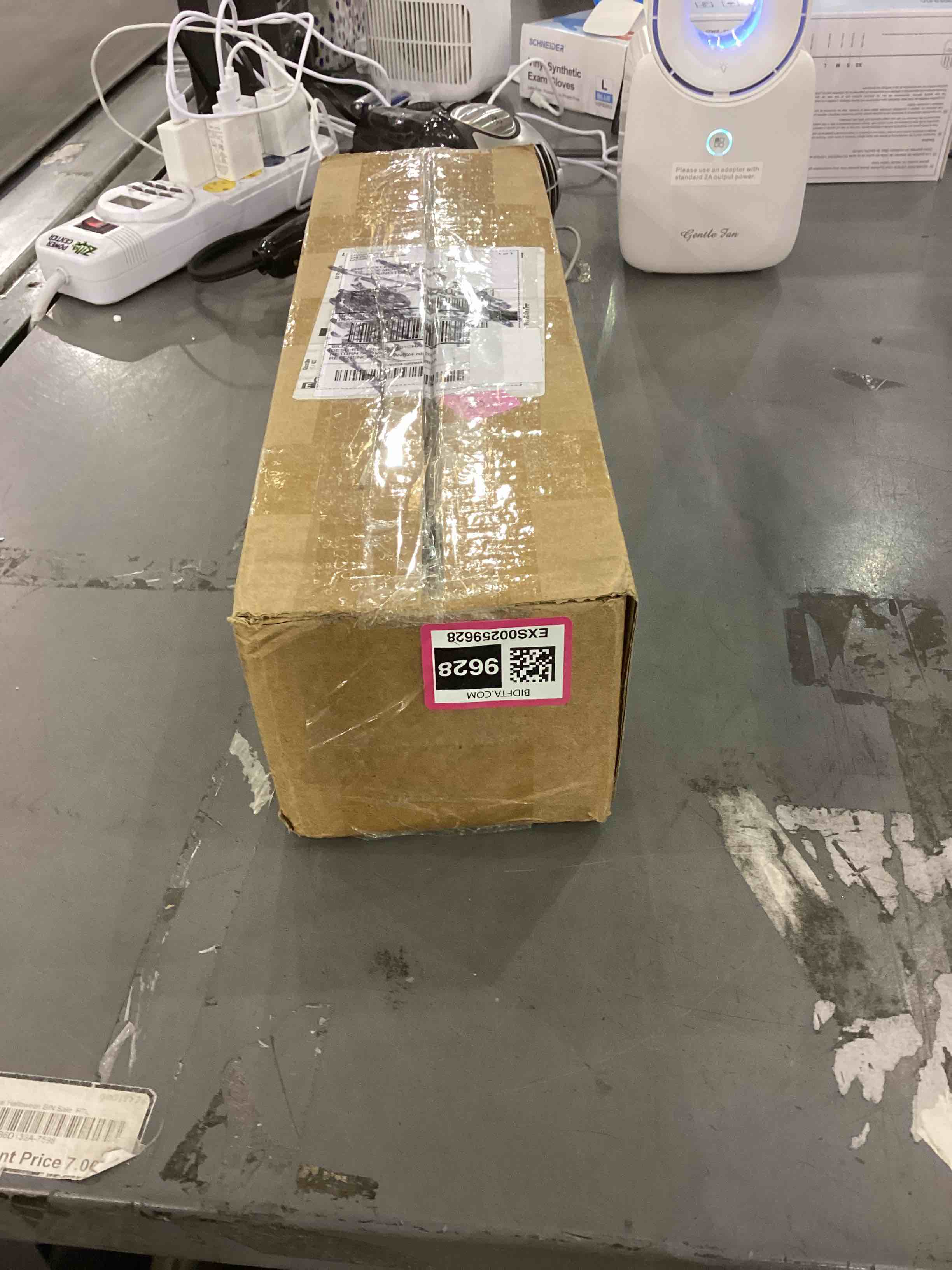 https://s3.amazonaws.com/lotting-images-prod/bidfta/EXS00259628_1684759768636.jpeg