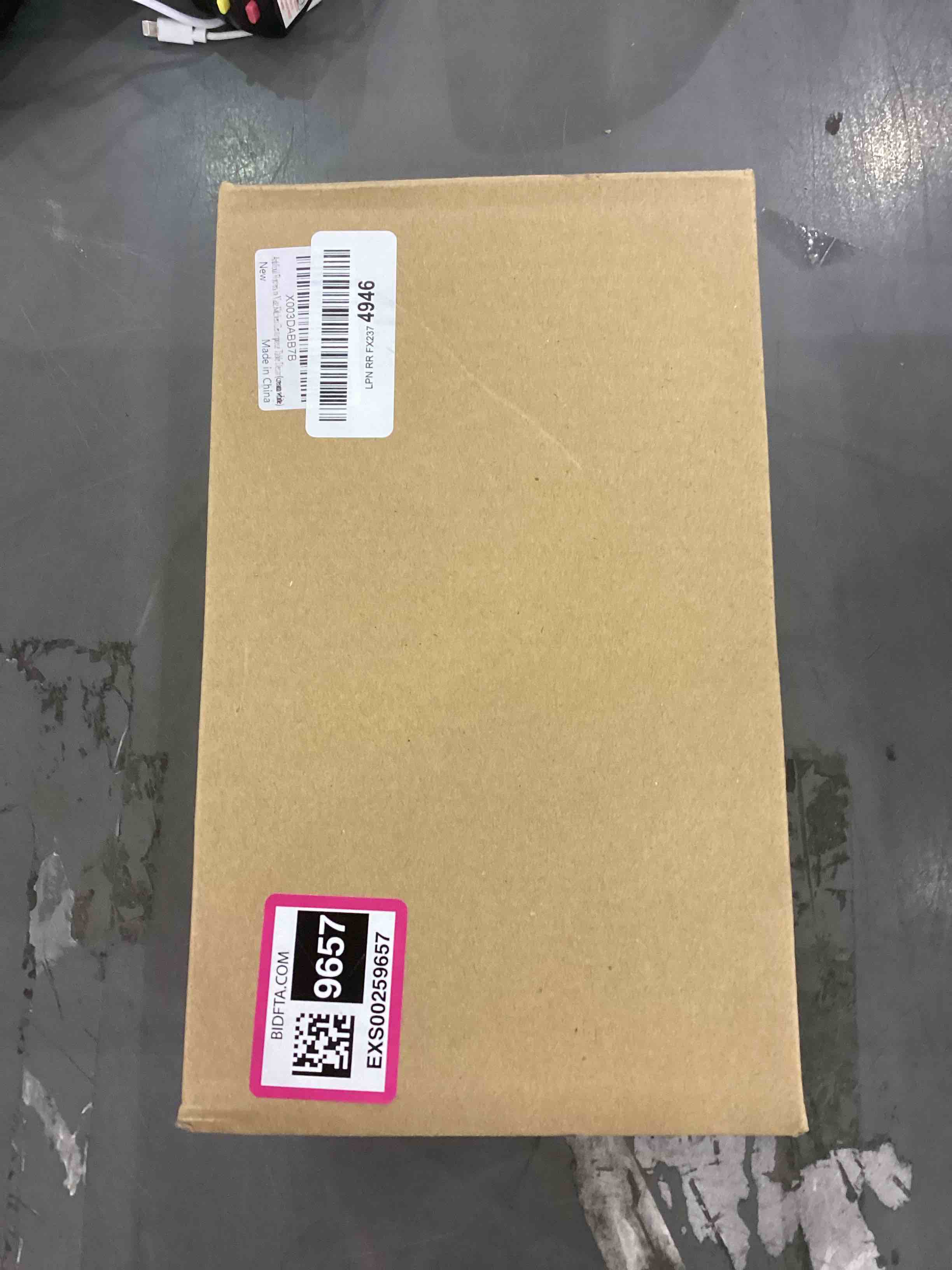https://s3.amazonaws.com/lotting-images-prod/bidfta/EXS00259657_1684844566724.jpeg