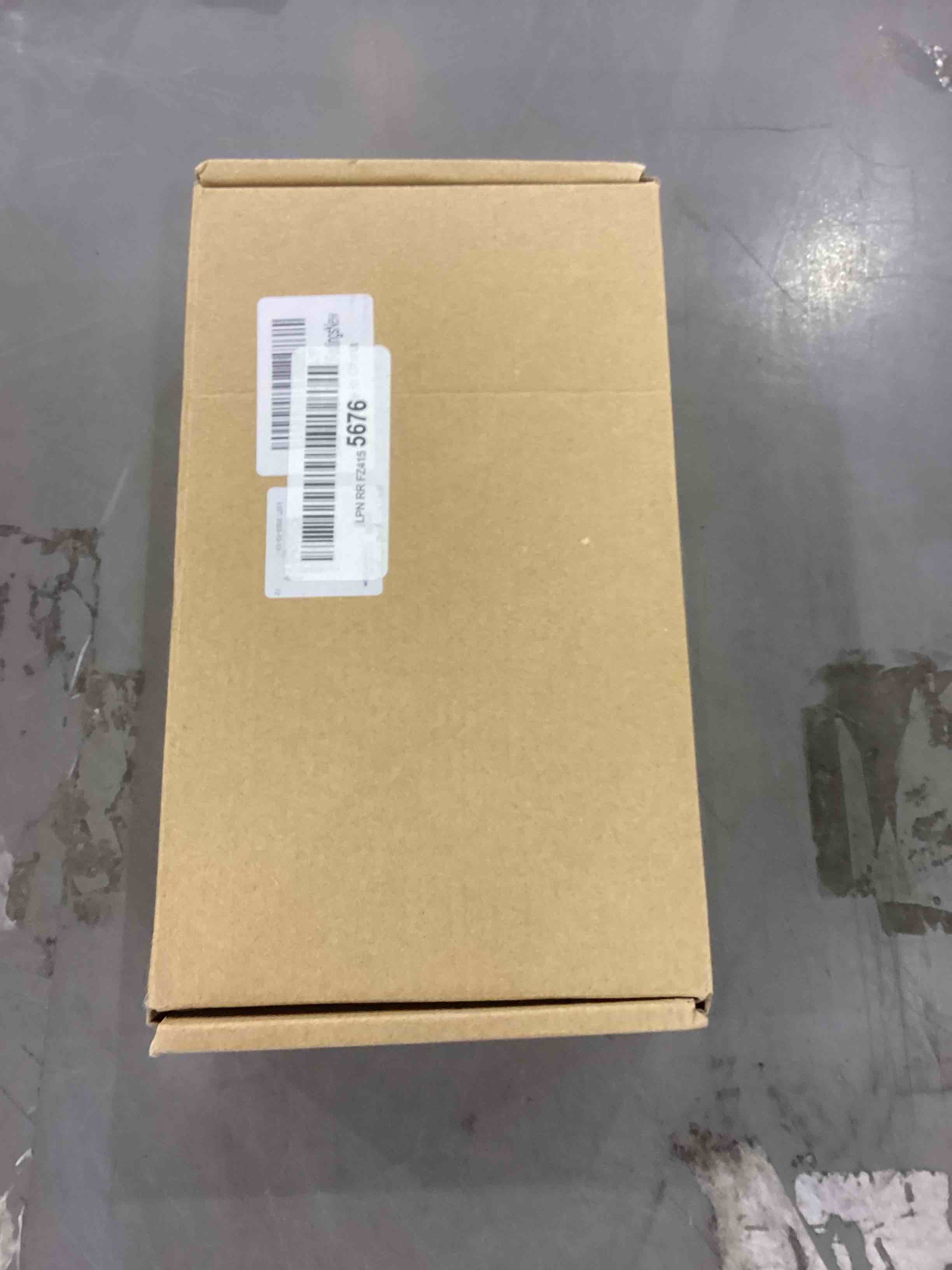https://s3.amazonaws.com/lotting-images-prod/bidfta/EXS00259668_1684846231923.jpeg