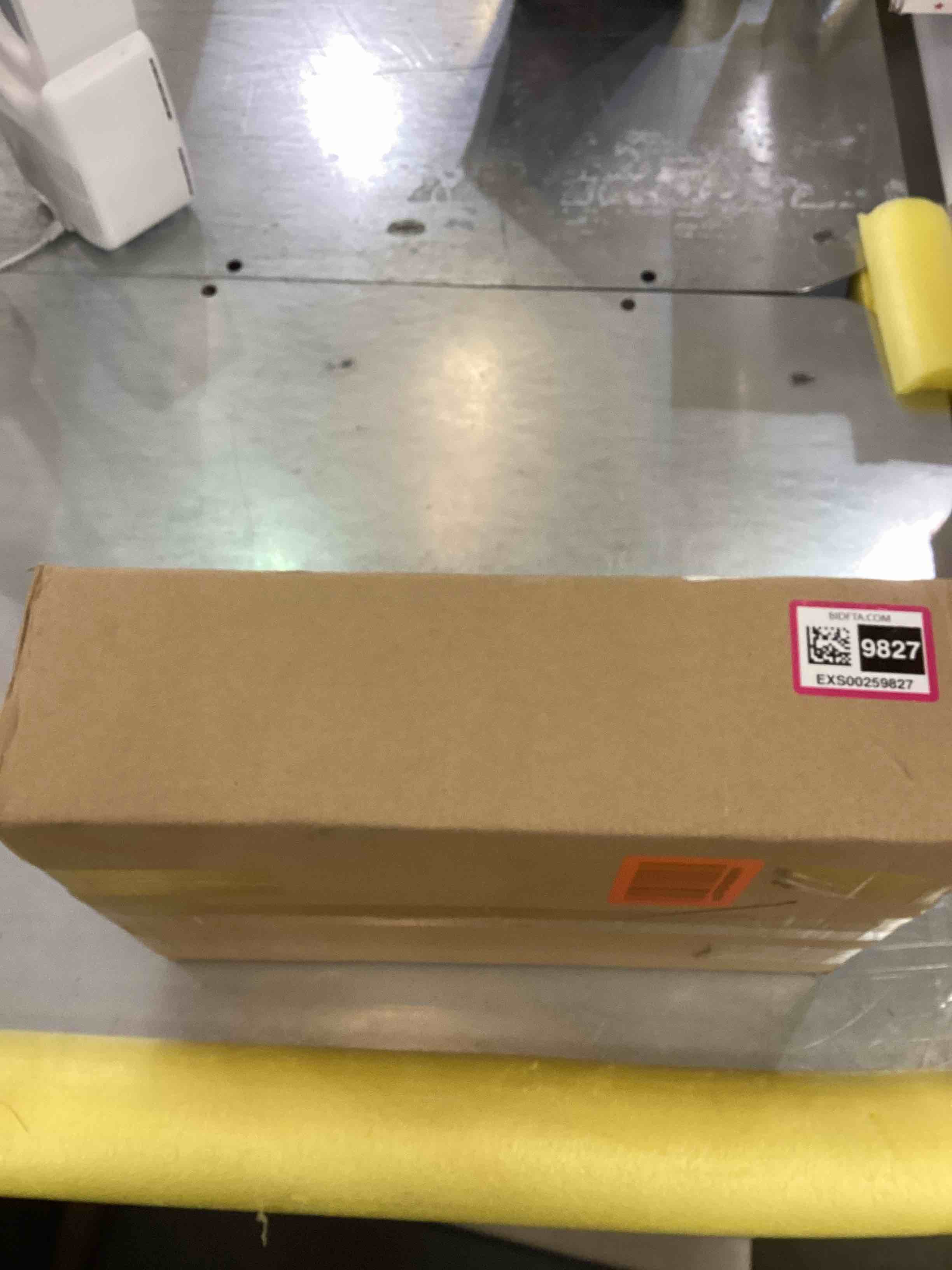 https://s3.amazonaws.com/lotting-images-prod/bidfta/EXS00259827_1685121350247.jpeg