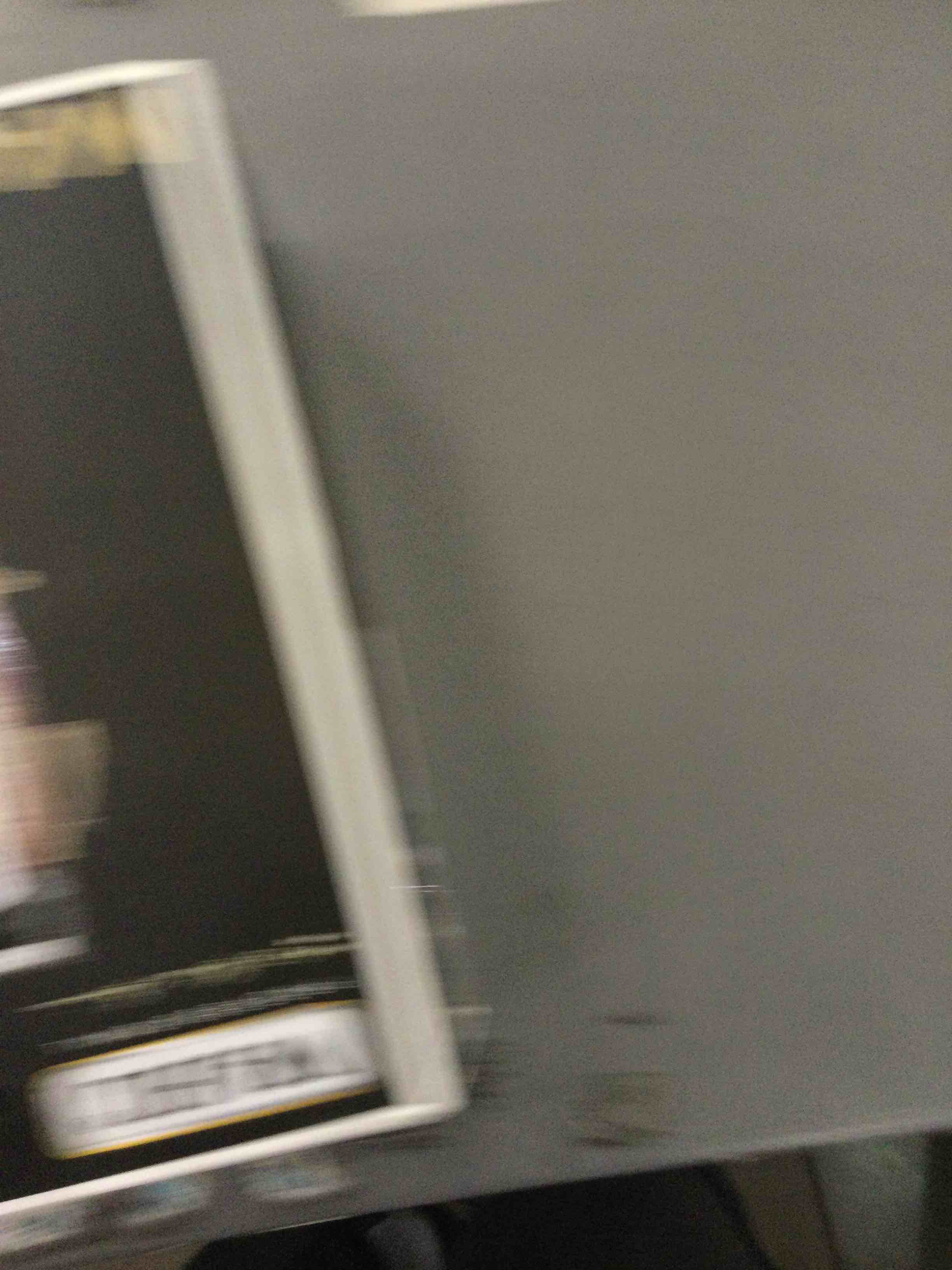 https://s3.amazonaws.com/lotting-images-prod/bidfta/EXS00260002_1684159047640.jpeg