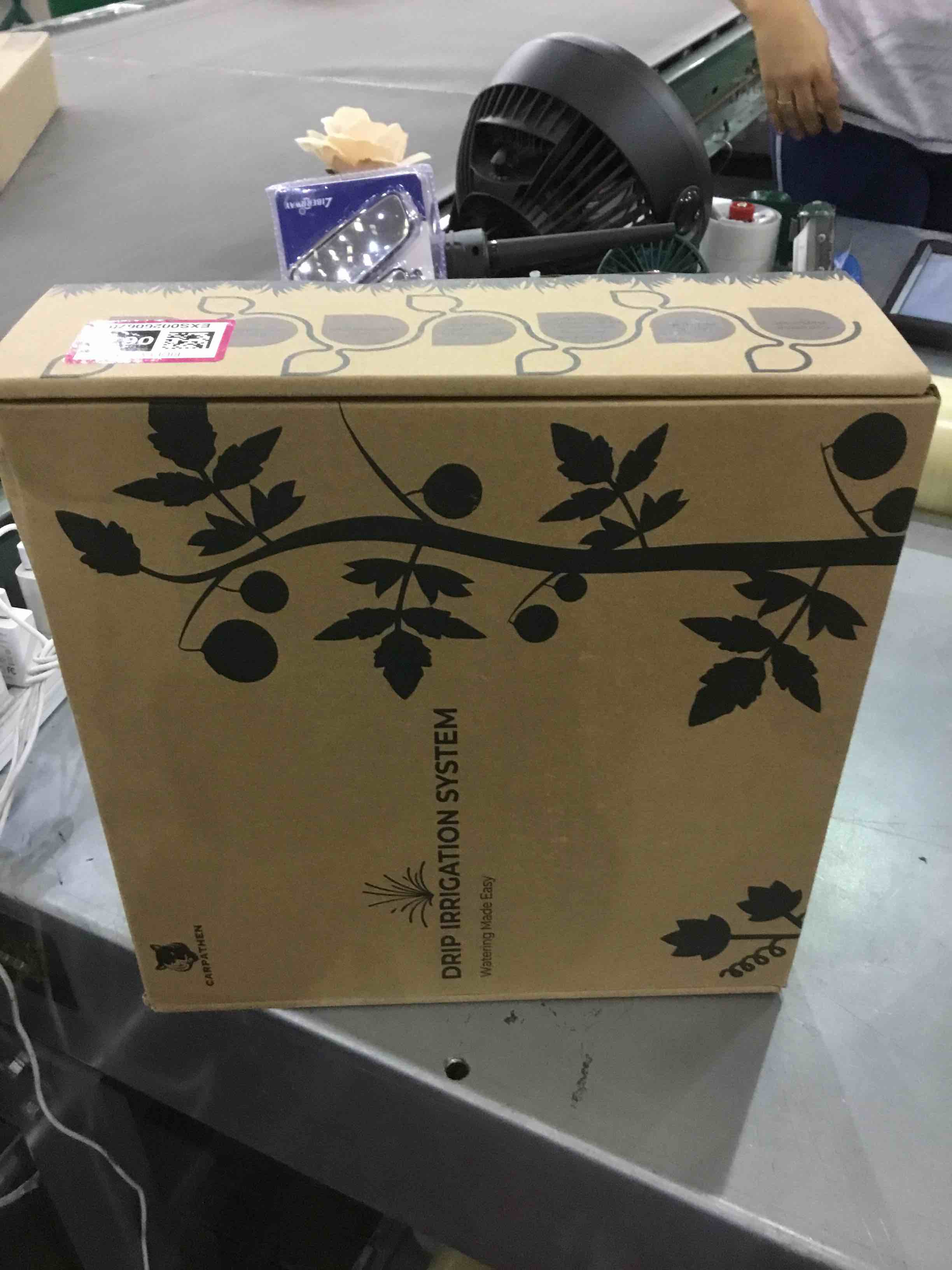 https://s3.amazonaws.com/lotting-images-prod/bidfta/EXS00260670_1684430636902.jpeg
