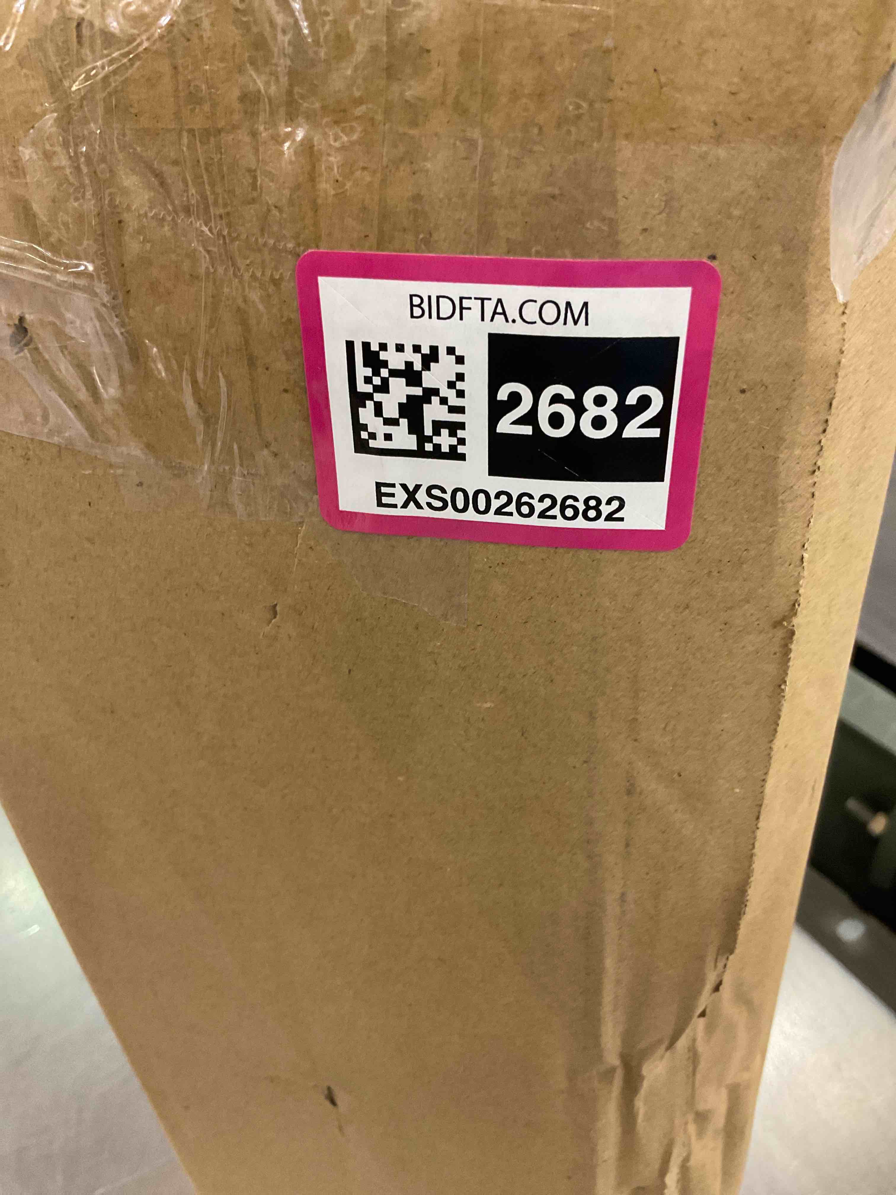 https://s3.amazonaws.com/lotting-images-prod/bidfta/EXS00262682_1684336973285.jpeg