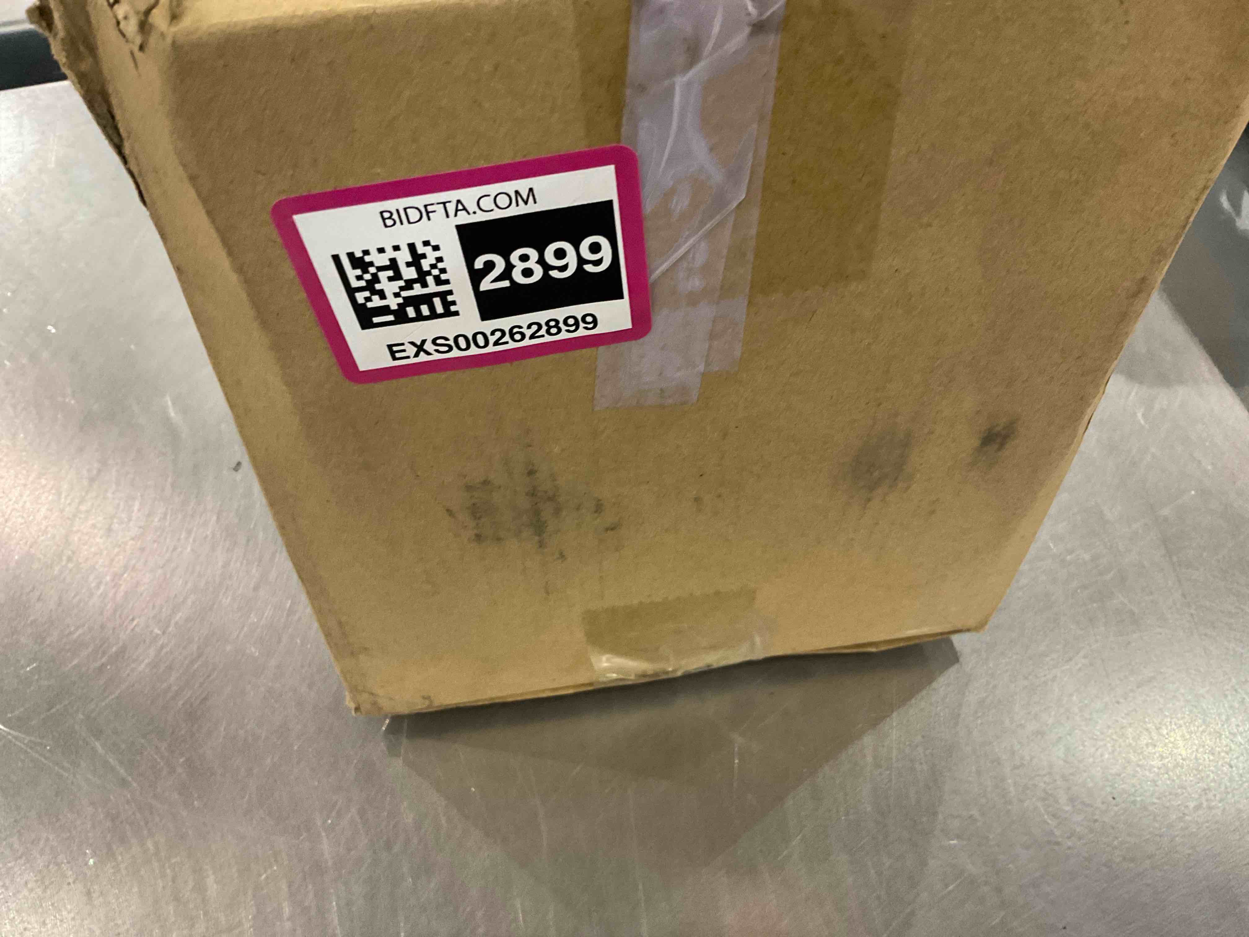 https://s3.amazonaws.com/lotting-images-prod/bidfta/EXS00262899_1684497637598.jpeg