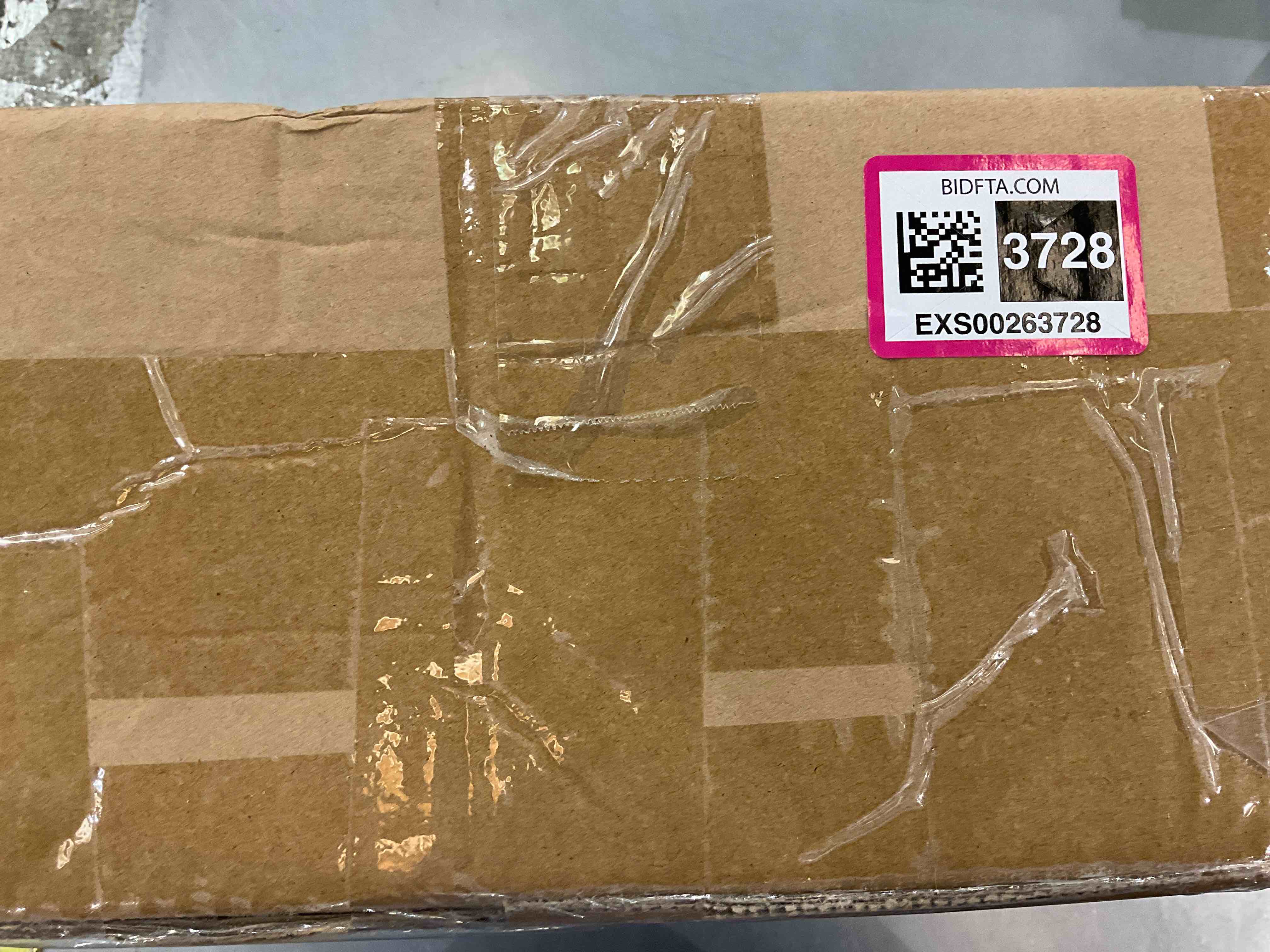 https://s3.amazonaws.com/lotting-images-prod/bidfta/EXS00263728_1684335602596.jpeg