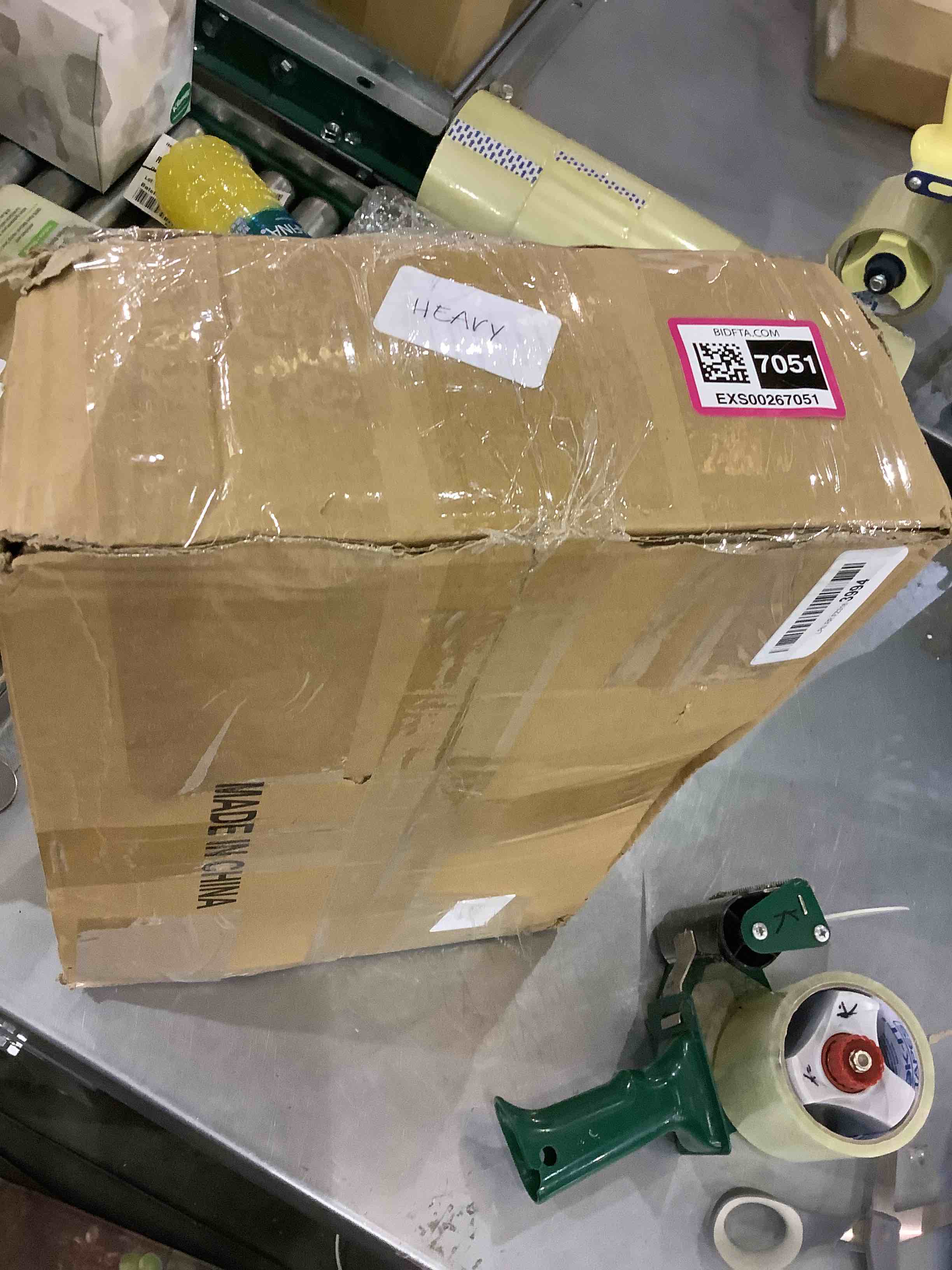 https://s3.amazonaws.com/lotting-images-prod/bidfta/EXS00267051_1684418464312.jpeg