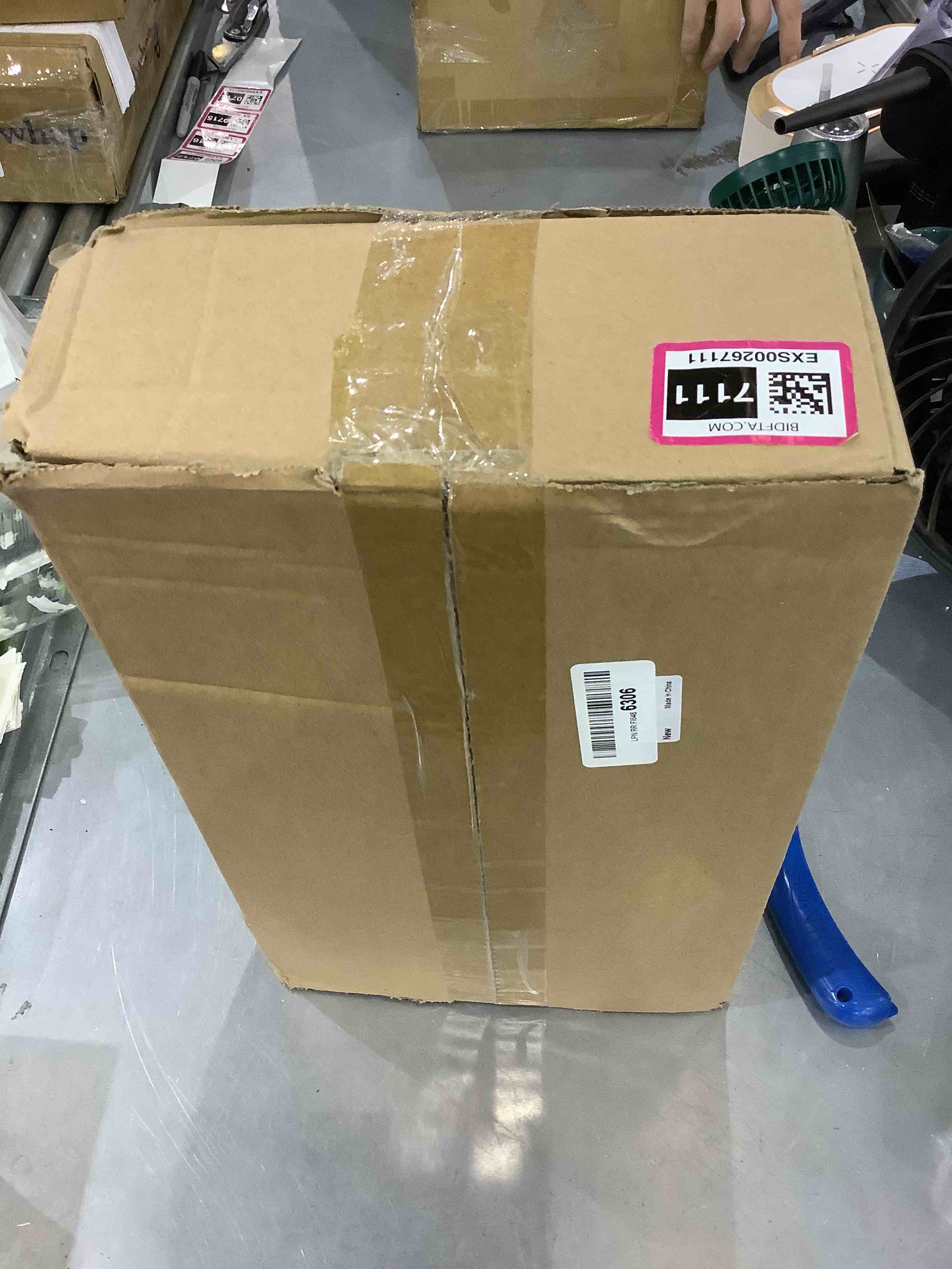 https://s3.amazonaws.com/lotting-images-prod/bidfta/EXS00267111_1684499171079.jpeg
