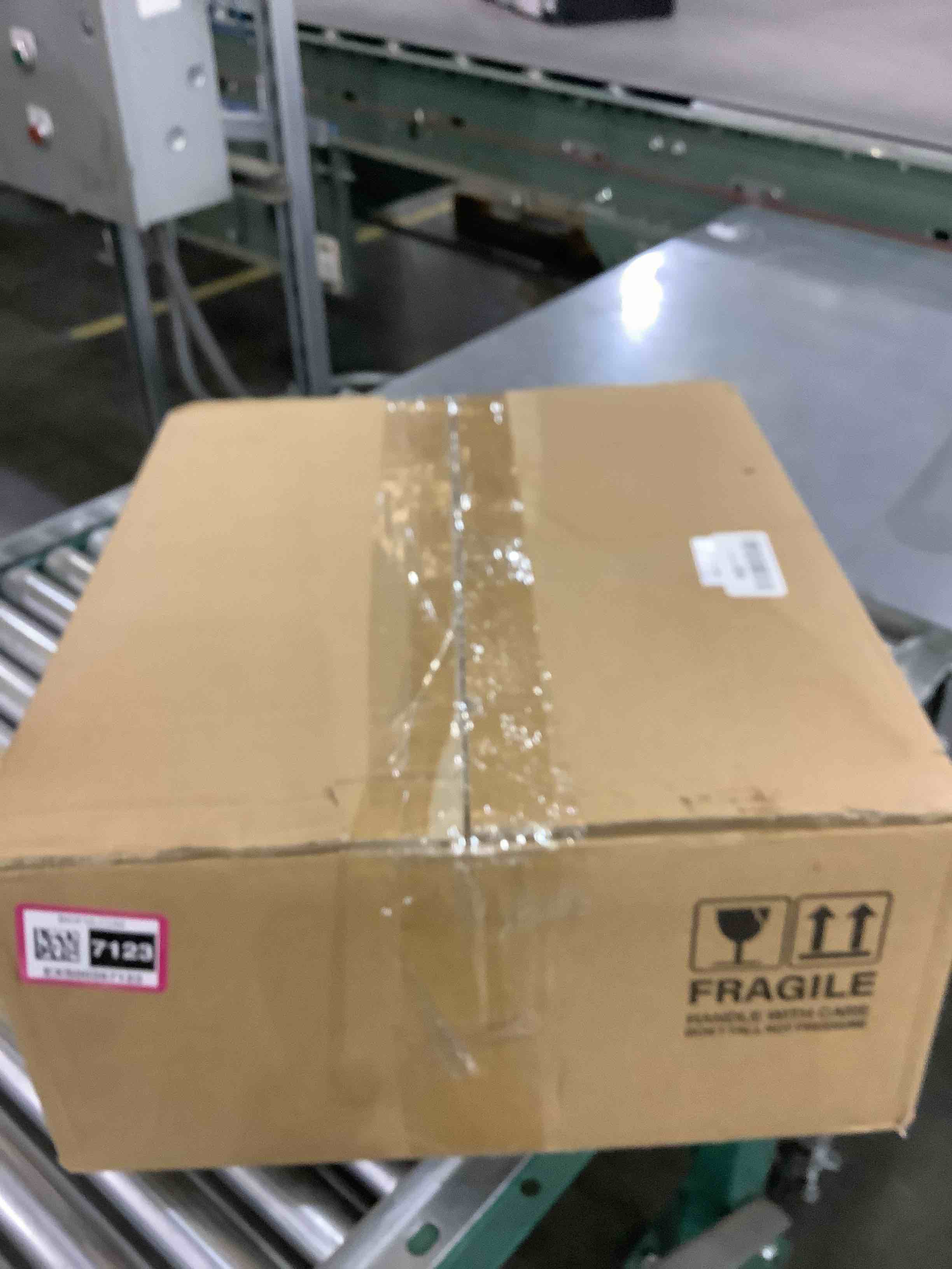 https://s3.amazonaws.com/lotting-images-prod/bidfta/EXS00267123_1684499692904.jpeg