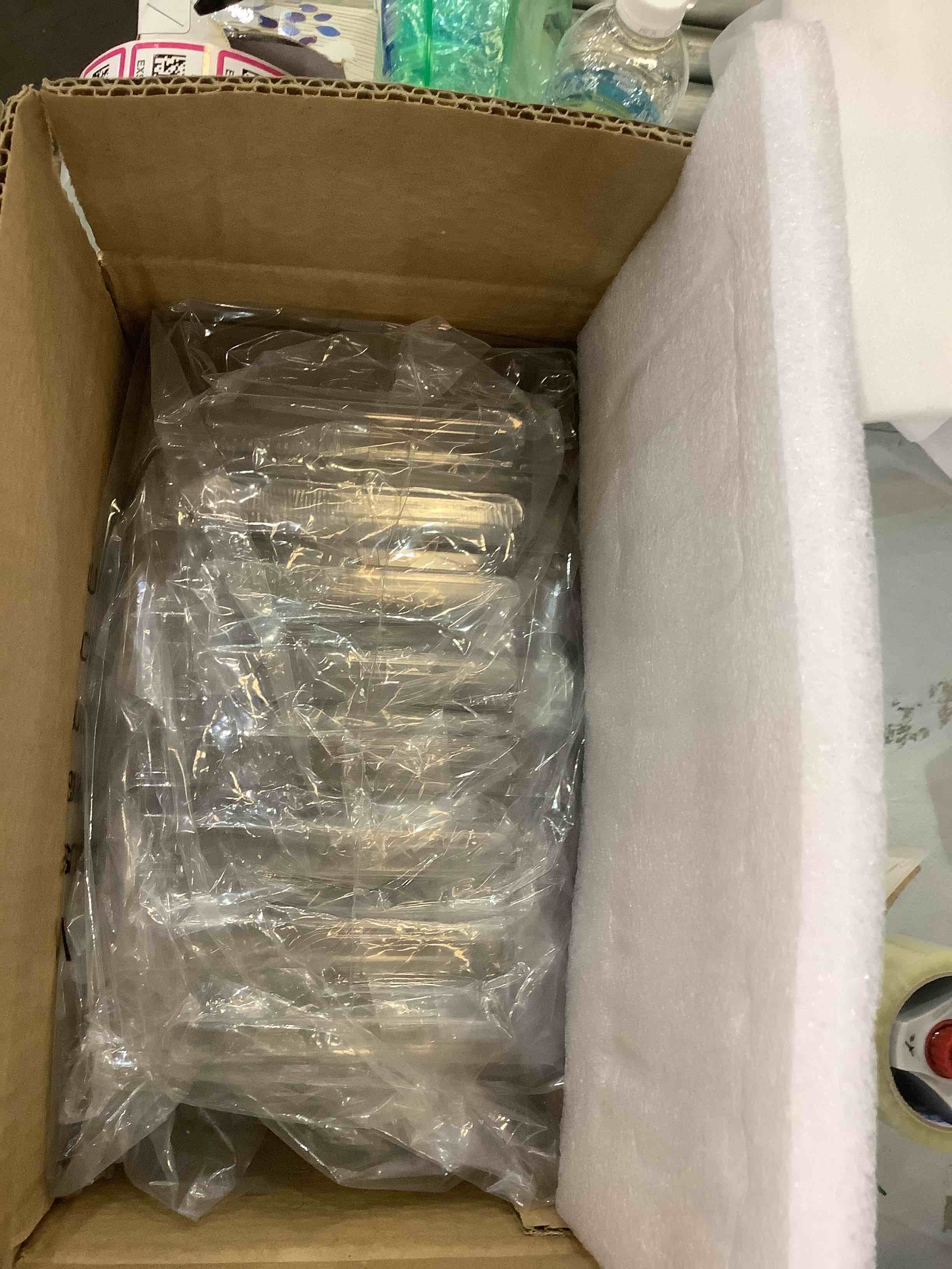 https://s3.amazonaws.com/lotting-images-prod/bidfta/EXS00267176_1684515513645.jpeg
