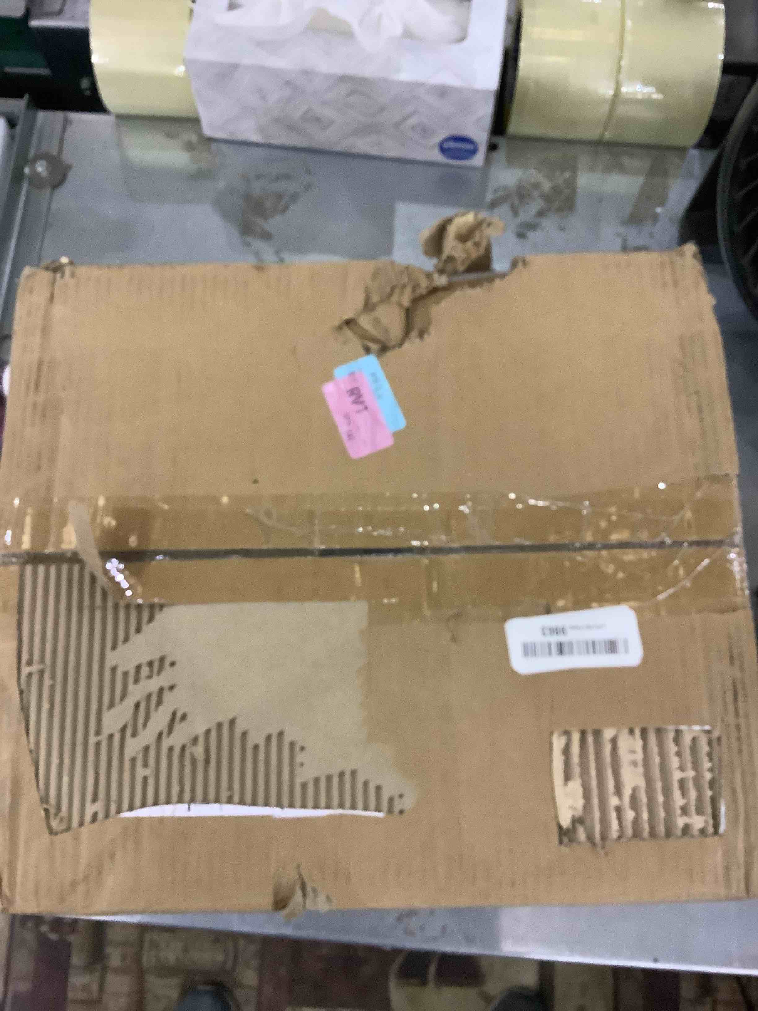 https://s3.amazonaws.com/lotting-images-prod/bidfta/EXS00267247_1684759990836.jpeg