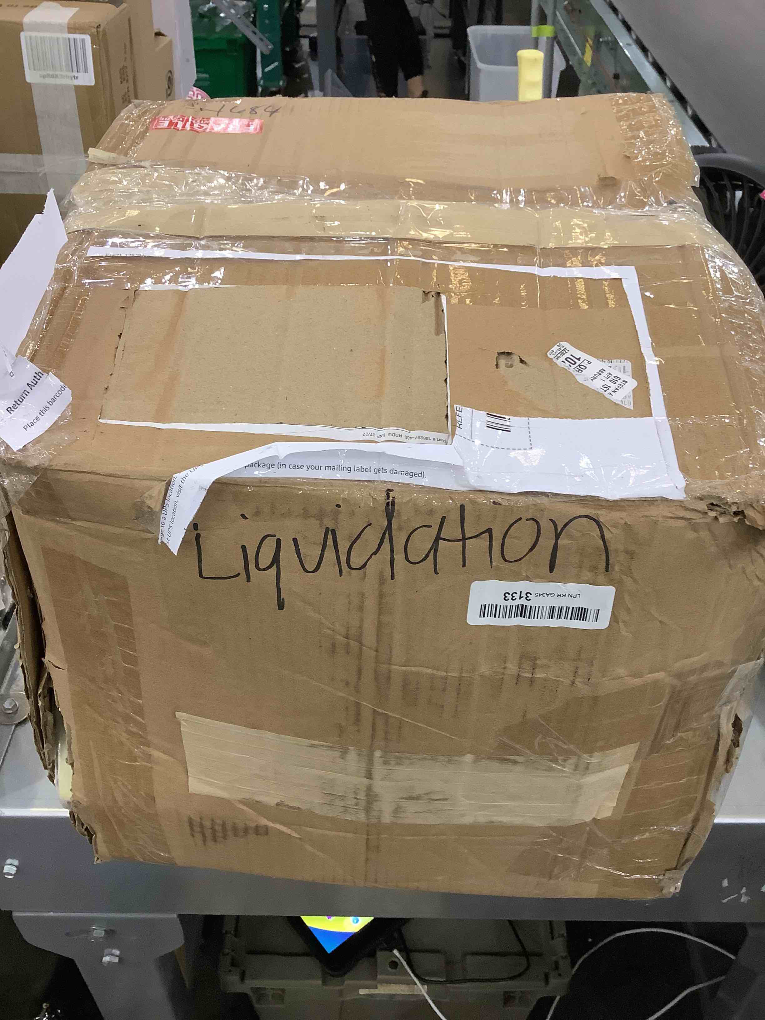 https://s3.amazonaws.com/lotting-images-prod/bidfta/EXS00267286_1684774969986.jpeg