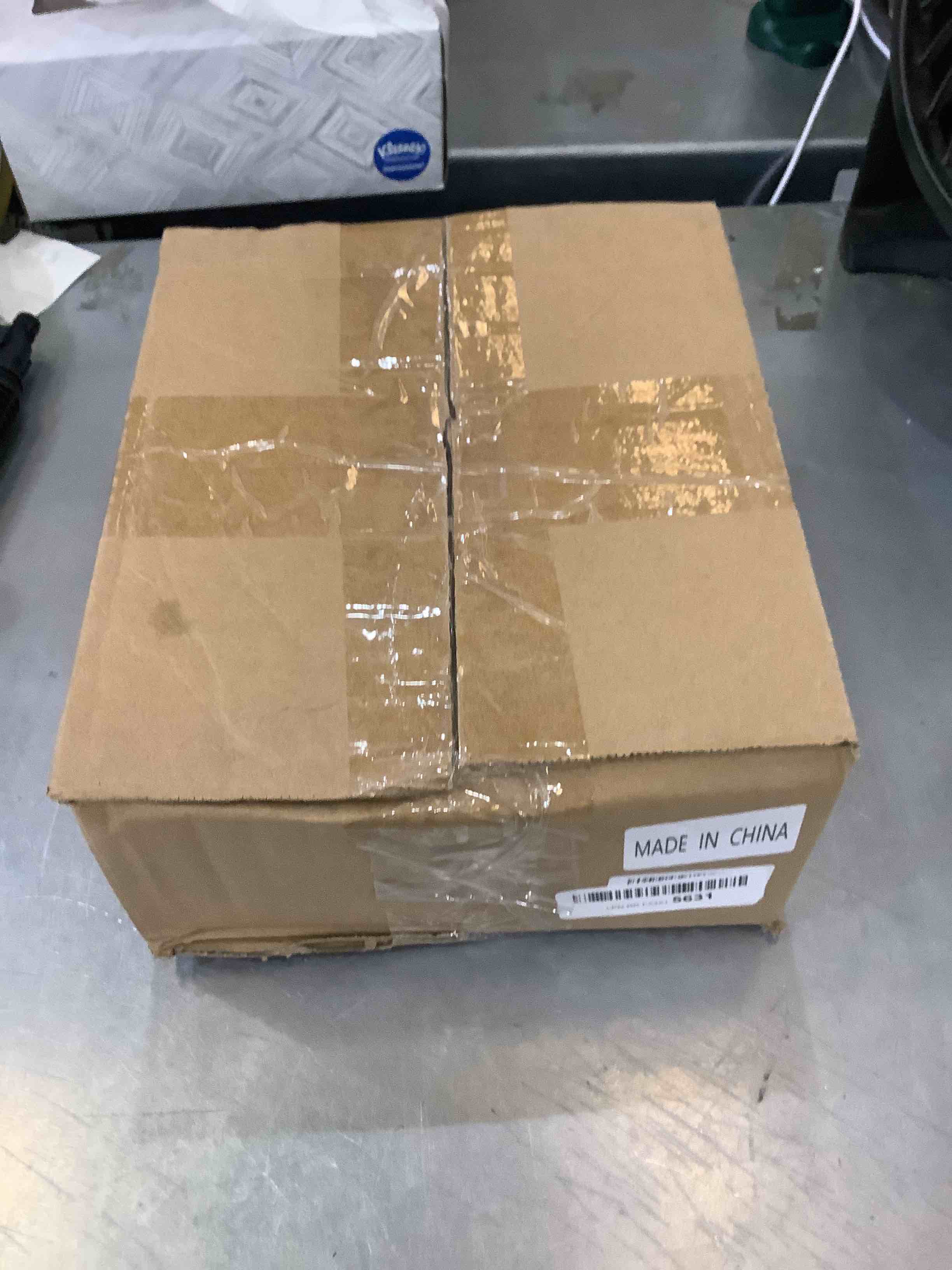 https://s3.amazonaws.com/lotting-images-prod/bidfta/EXS00267468_1685027032206.jpeg