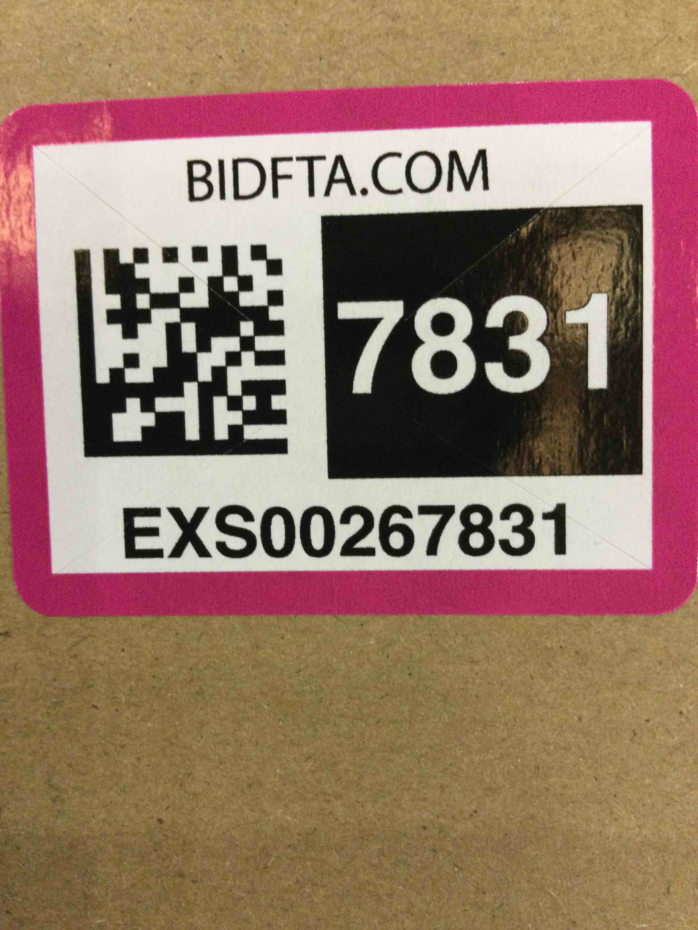 https://s3.amazonaws.com/lotting-images-prod/bidfta/EXS00267831_1684844469818.jpeg