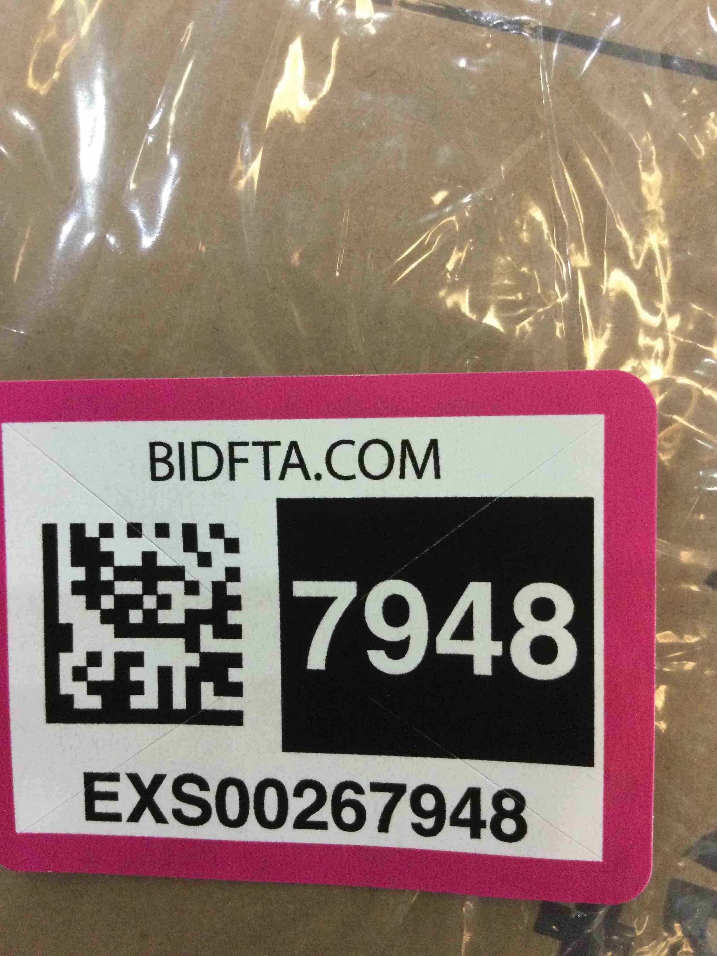 https://s3.amazonaws.com/lotting-images-prod/bidfta/EXS00267948_1685029164066.jpeg