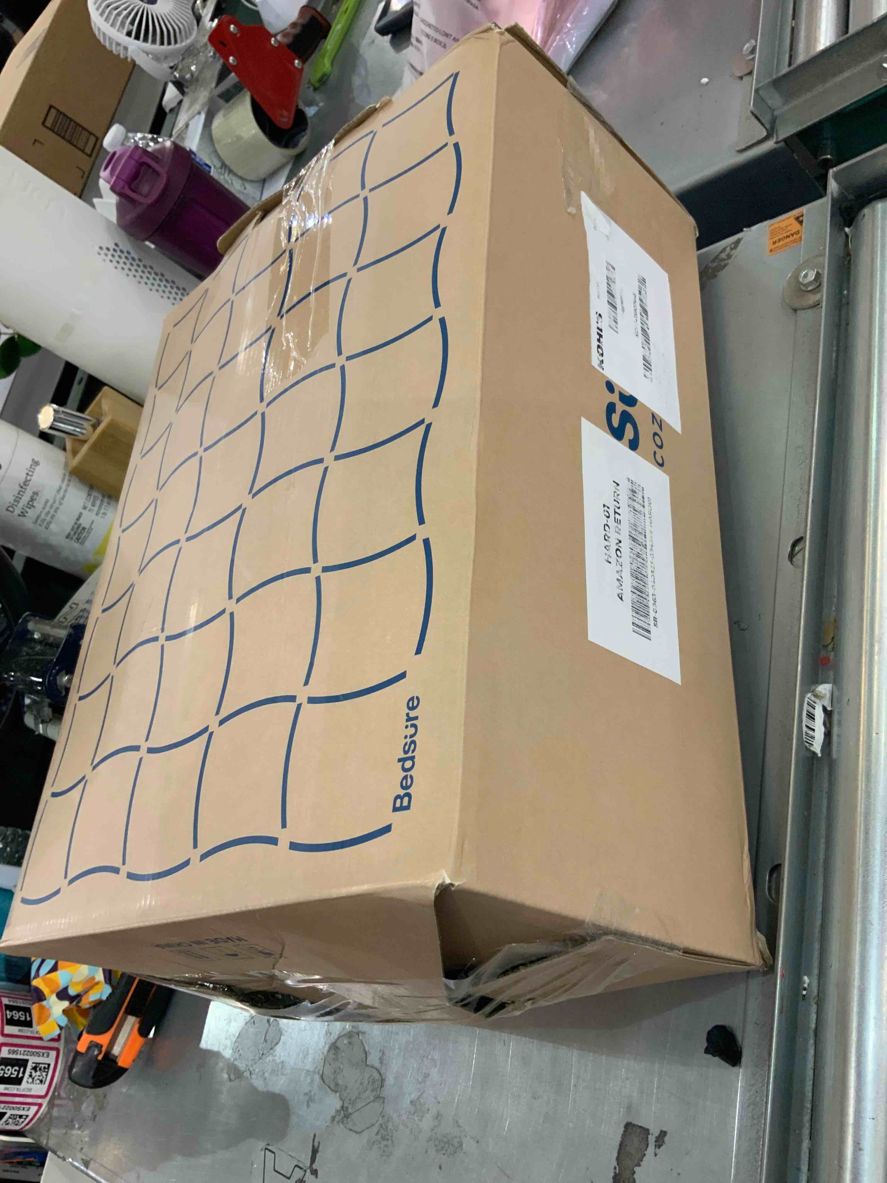 https://s3.amazonaws.com/lotting-images-prod/bidfta/EXS00268183_1686150611317.jpeg
