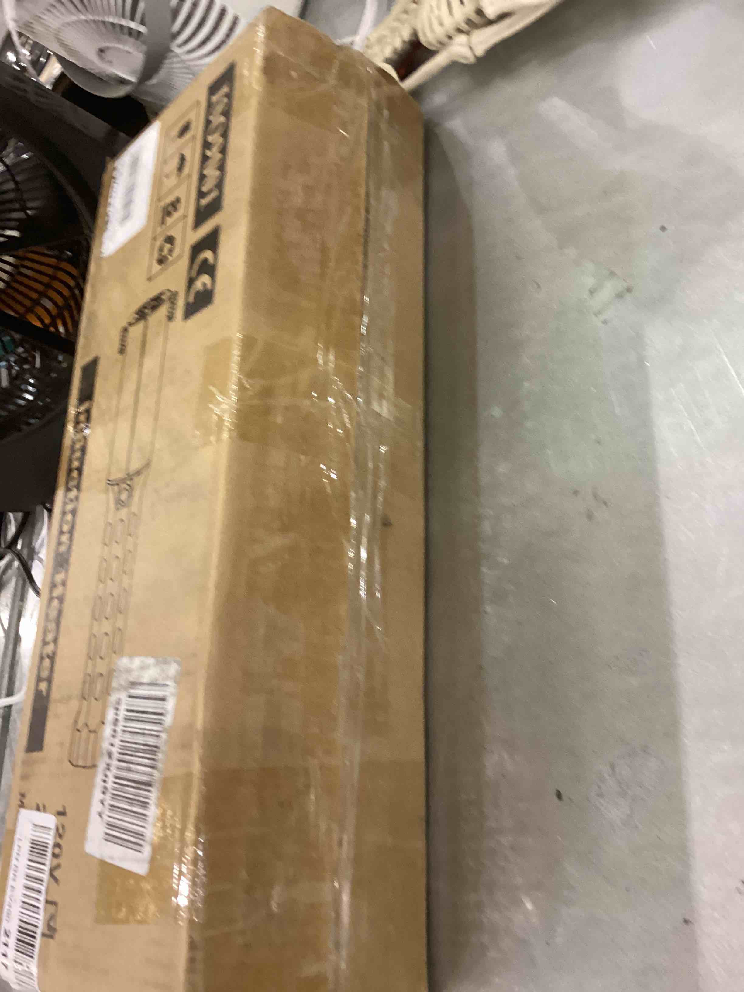 https://s3.amazonaws.com/lotting-images-prod/bidfta/EXS00268443_1686769210848.jpeg