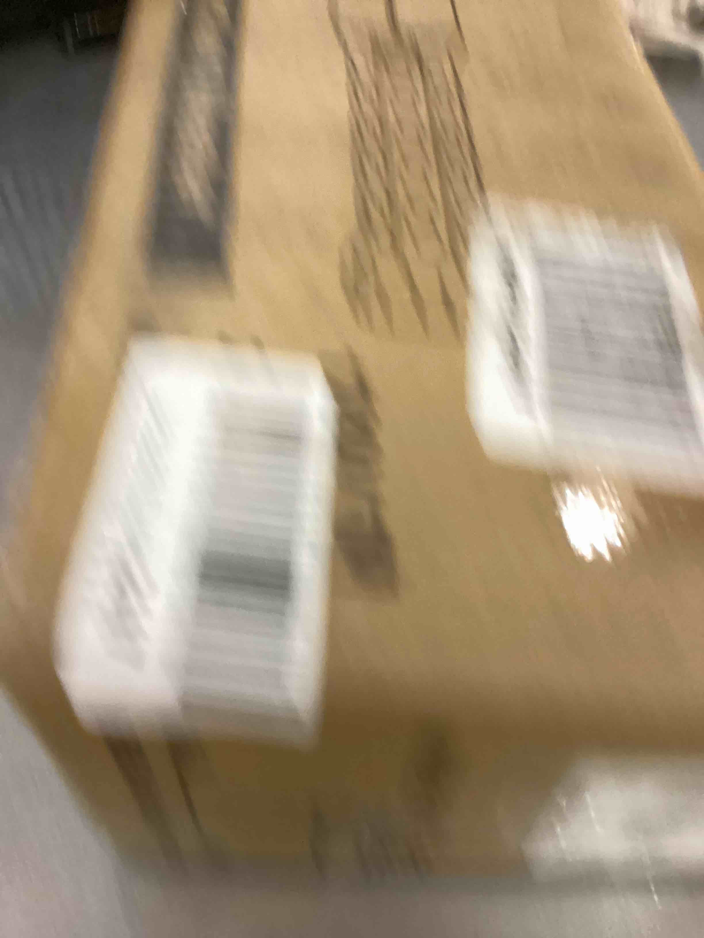 https://s3.amazonaws.com/lotting-images-prod/bidfta/EXS00268443_1686769213526.jpeg