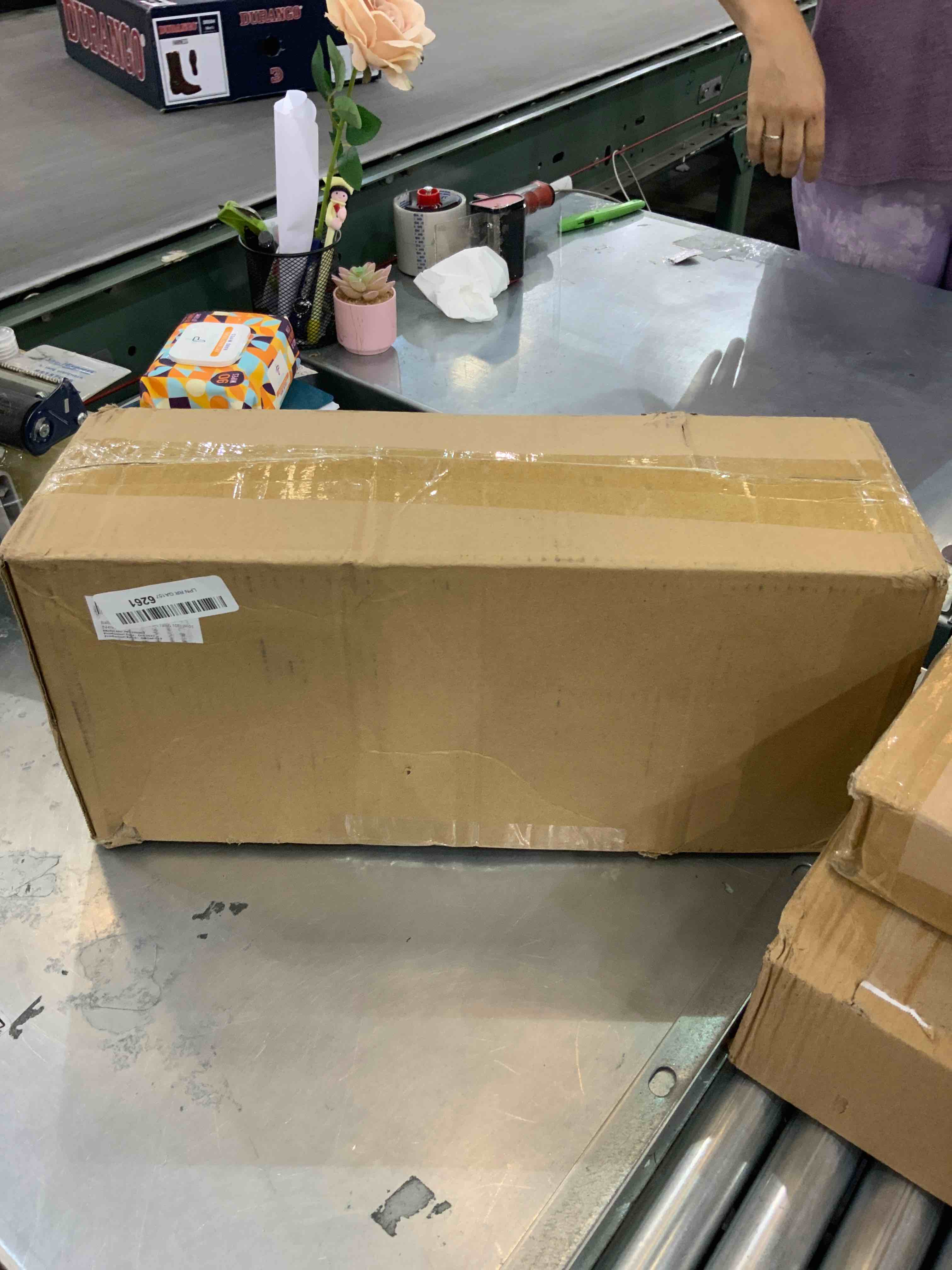 https://s3.amazonaws.com/lotting-images-prod/bidfta/EXS00269561_1684341578974.jpeg