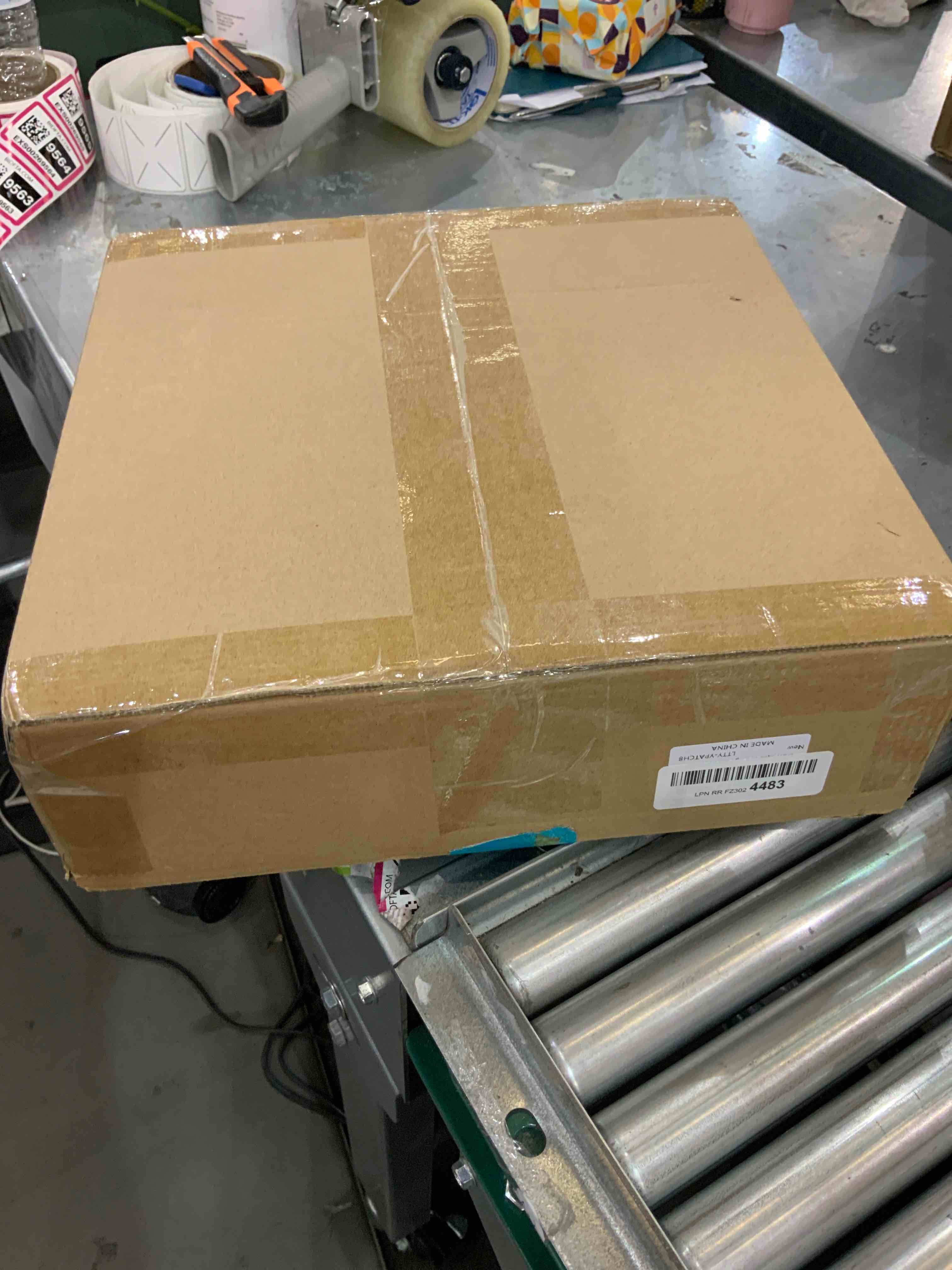 https://s3.amazonaws.com/lotting-images-prod/bidfta/EXS00269562_1684341636366.jpeg