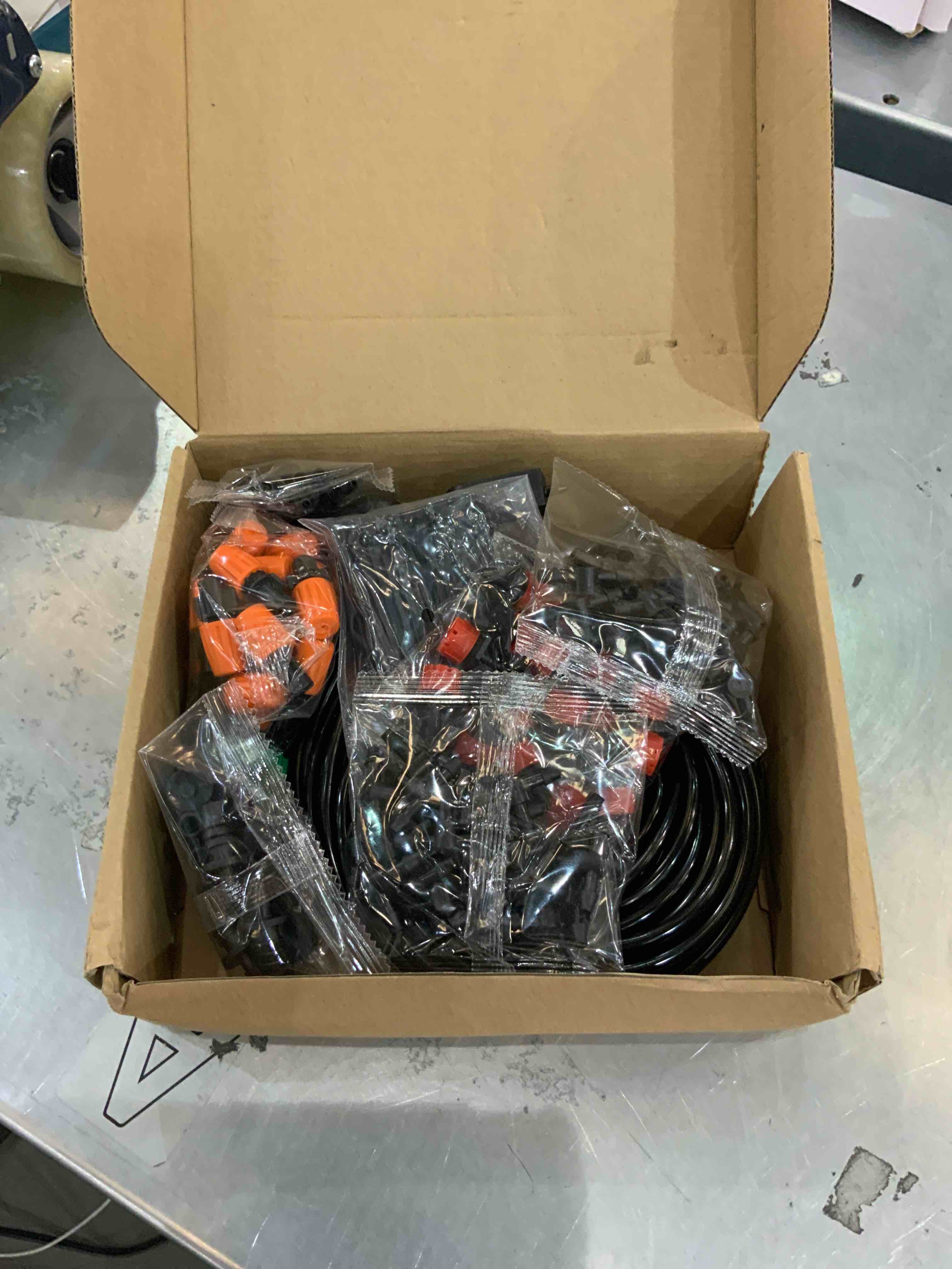 https://s3.amazonaws.com/lotting-images-prod/bidfta/EXS00269564_1684341894223.jpeg