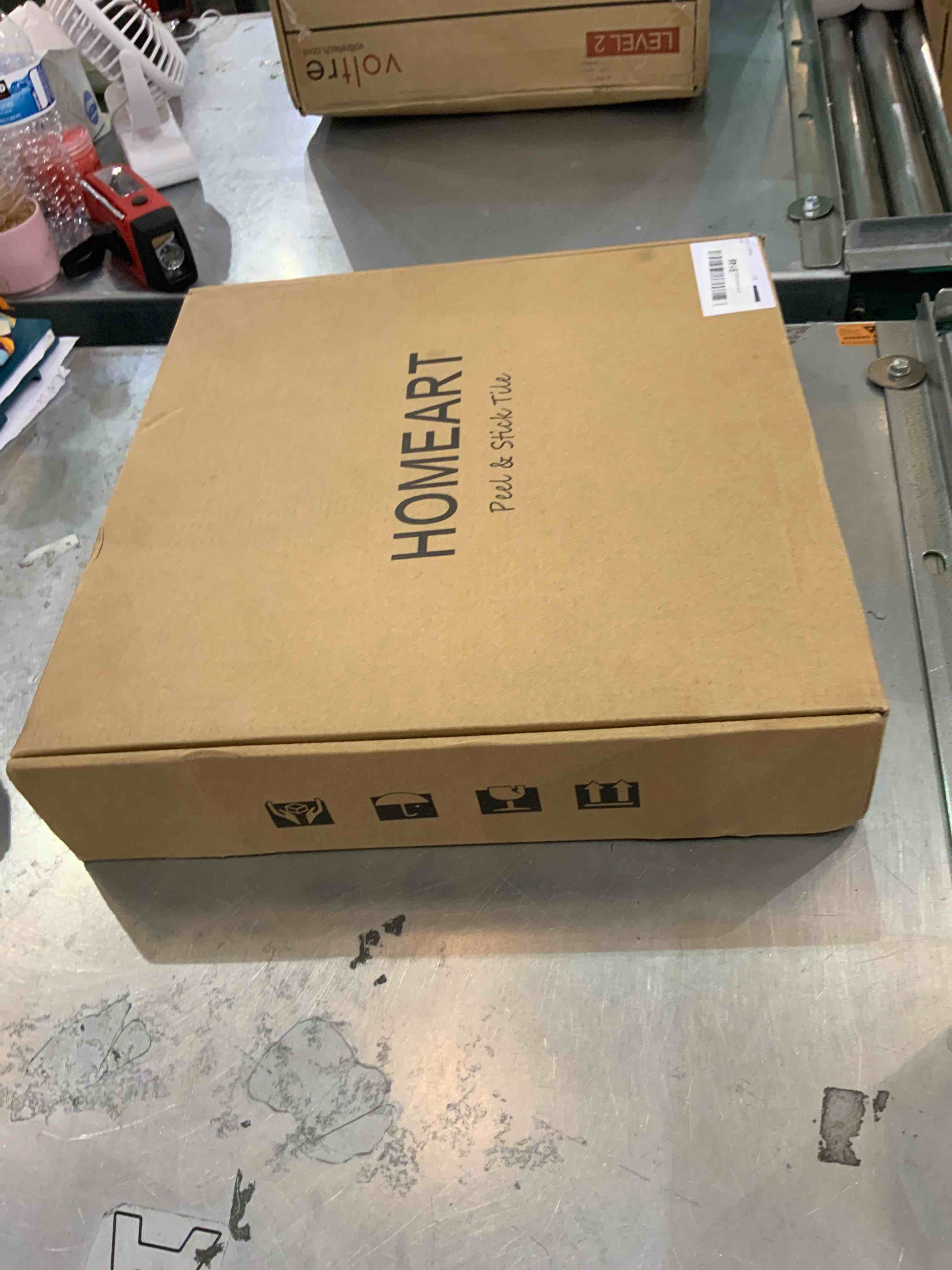 https://s3.amazonaws.com/lotting-images-prod/bidfta/EXS00269853_1684522663668.jpeg