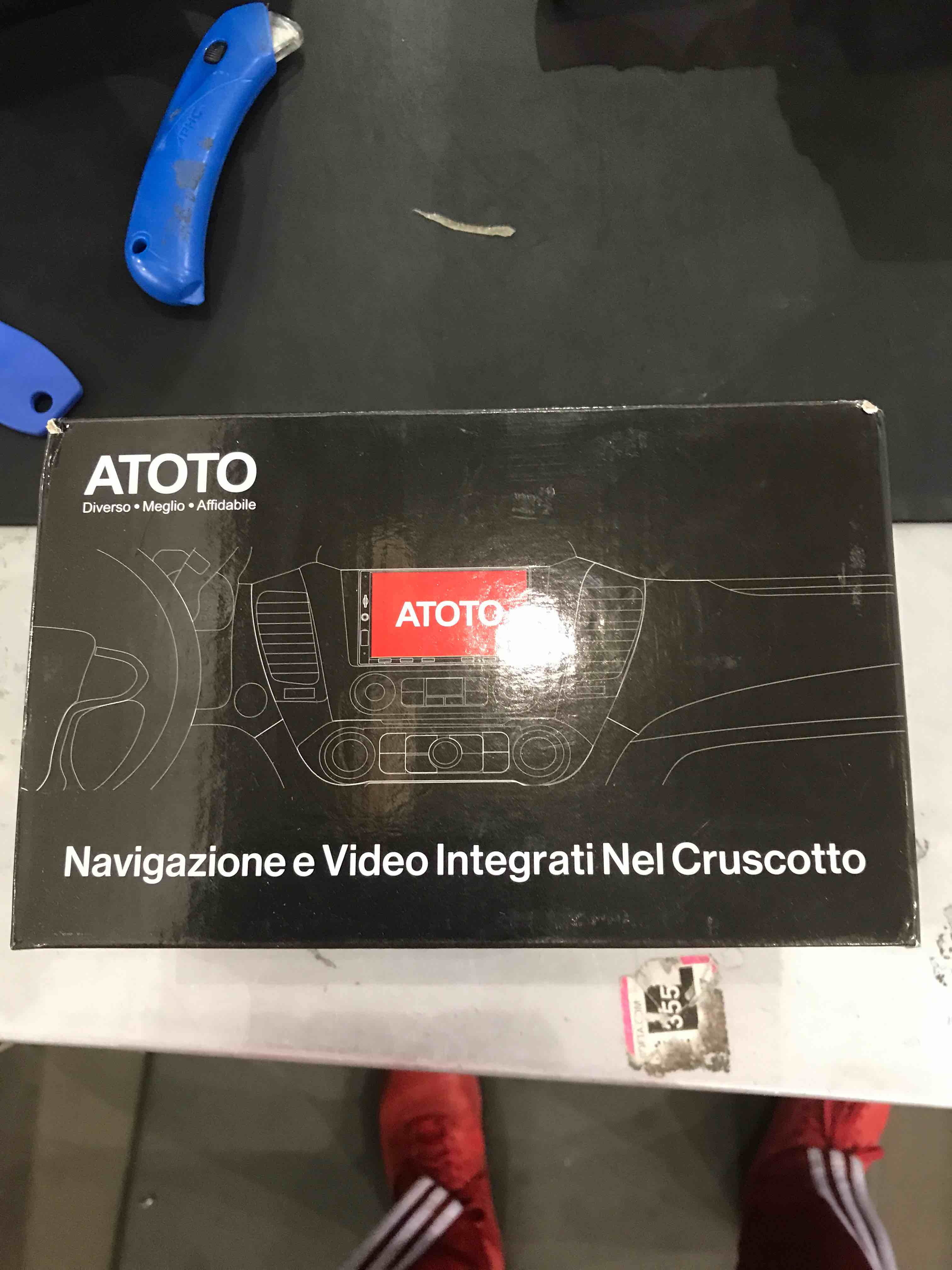 https://s3.amazonaws.com/lotting-images-prod/bidfta/EXS00270262_1688123595867.jpeg