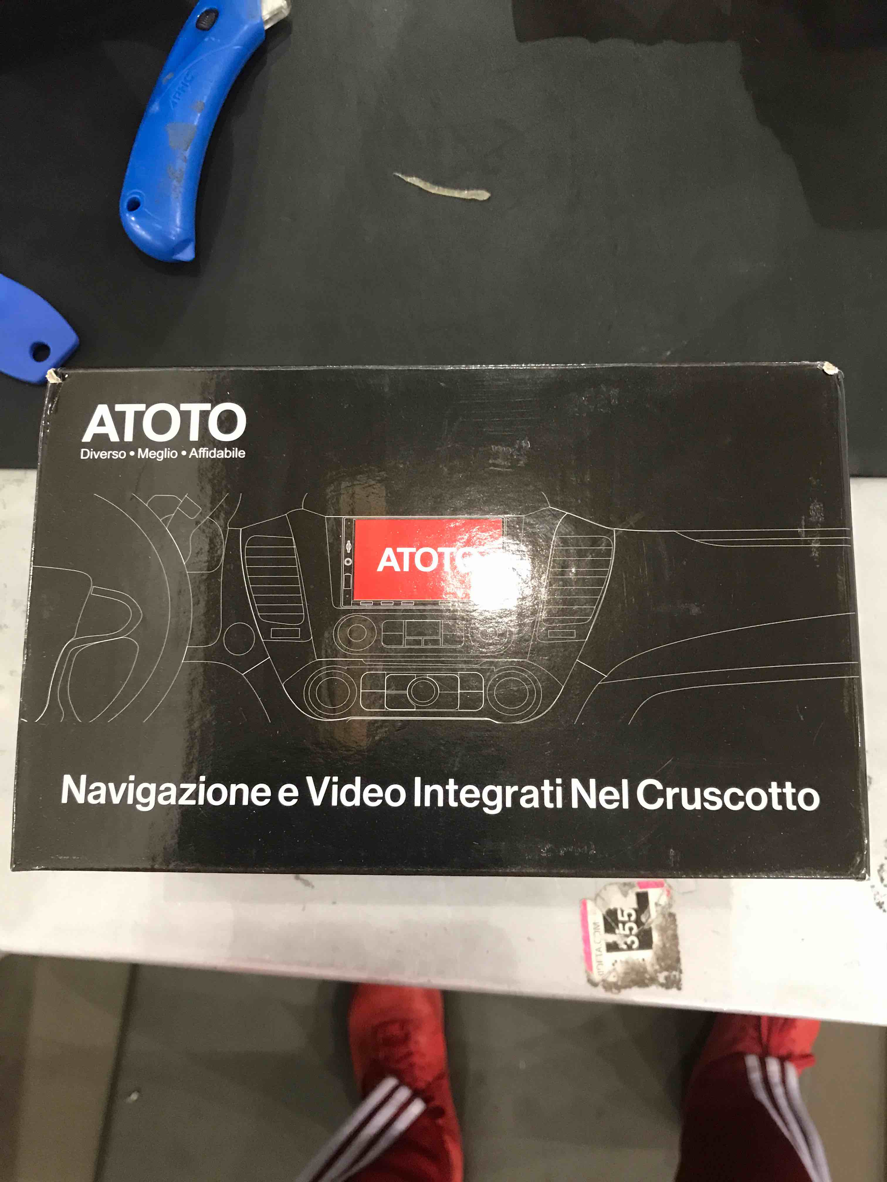 https://s3.amazonaws.com/lotting-images-prod/bidfta/EXS00270262_1688123596893.jpeg