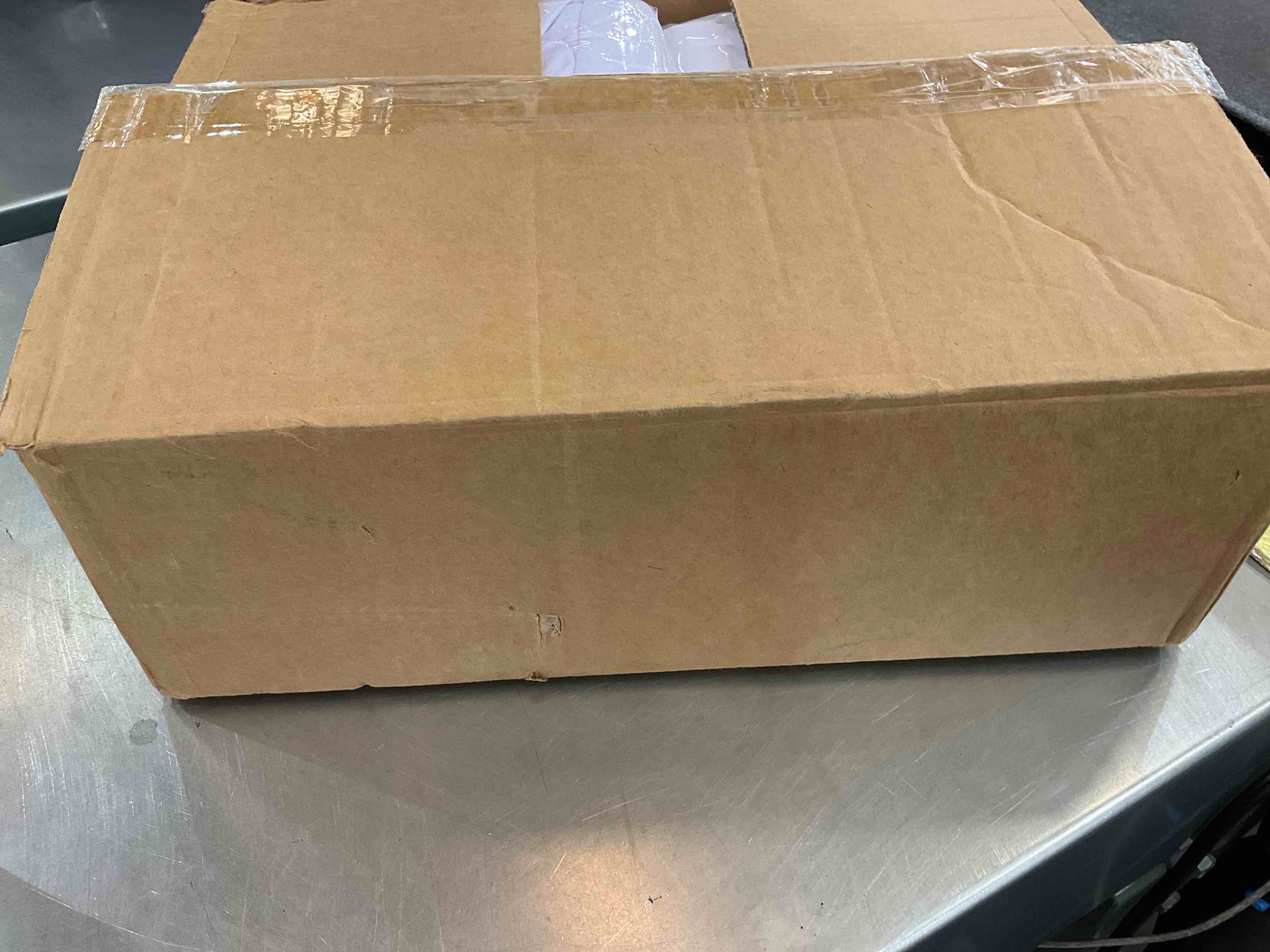 https://s3.amazonaws.com/lotting-images-prod/bidfta/EXS00270531_1685467756182.jpeg