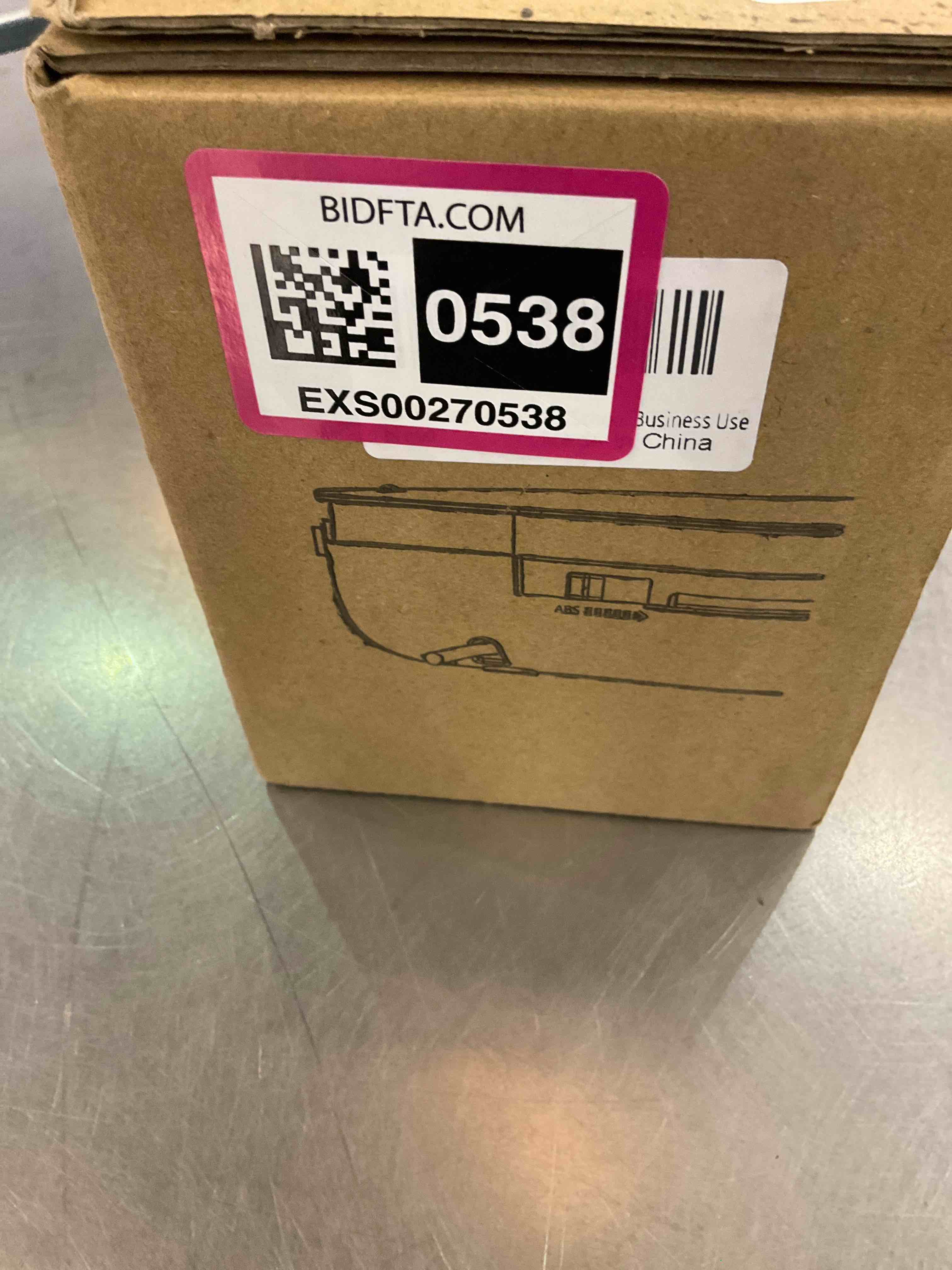 https://s3.amazonaws.com/lotting-images-prod/bidfta/EXS00270538_1685468782011.jpeg