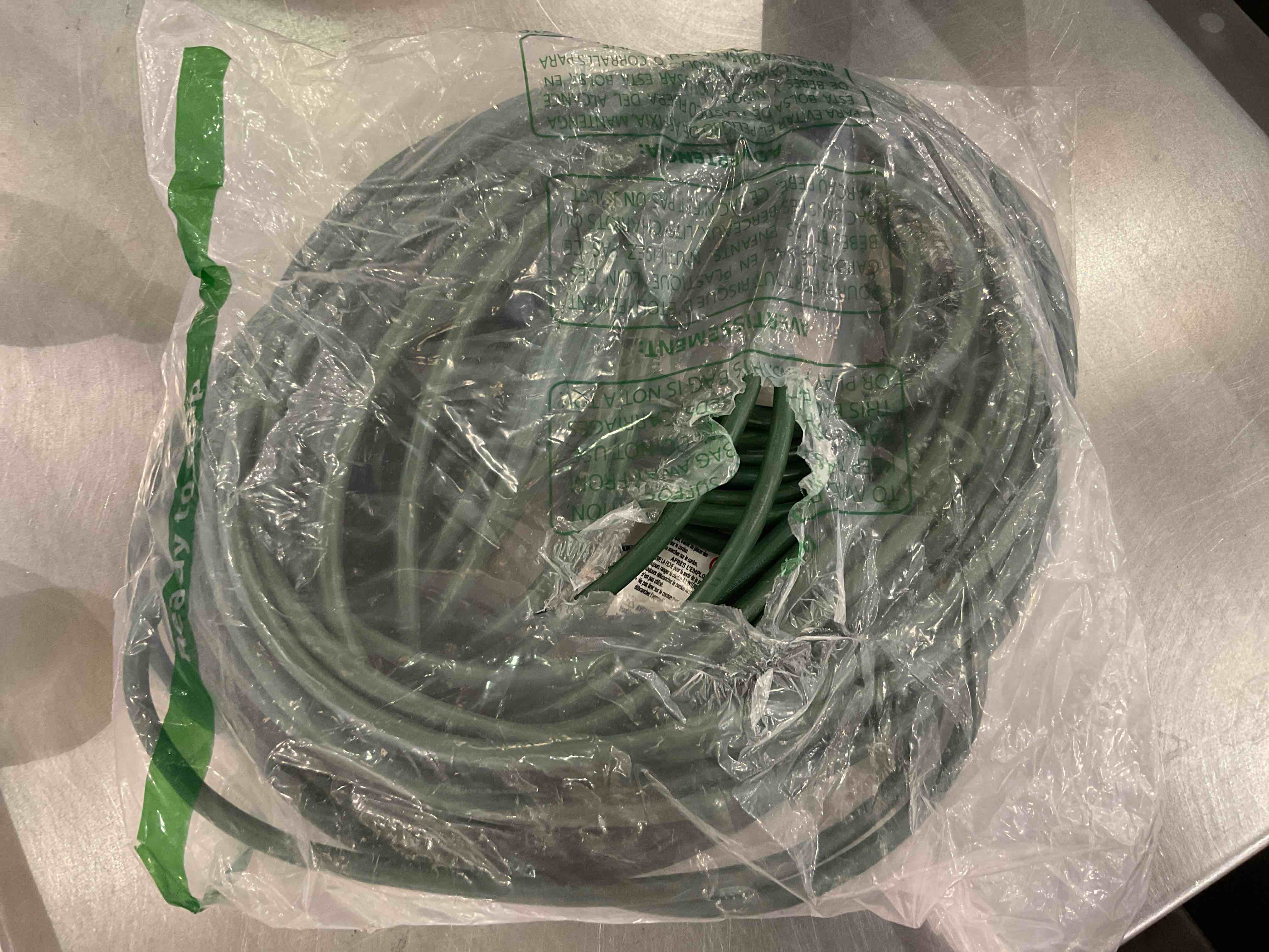 https://s3.amazonaws.com/lotting-images-prod/bidfta/EXS00270957_1685724067489.jpeg