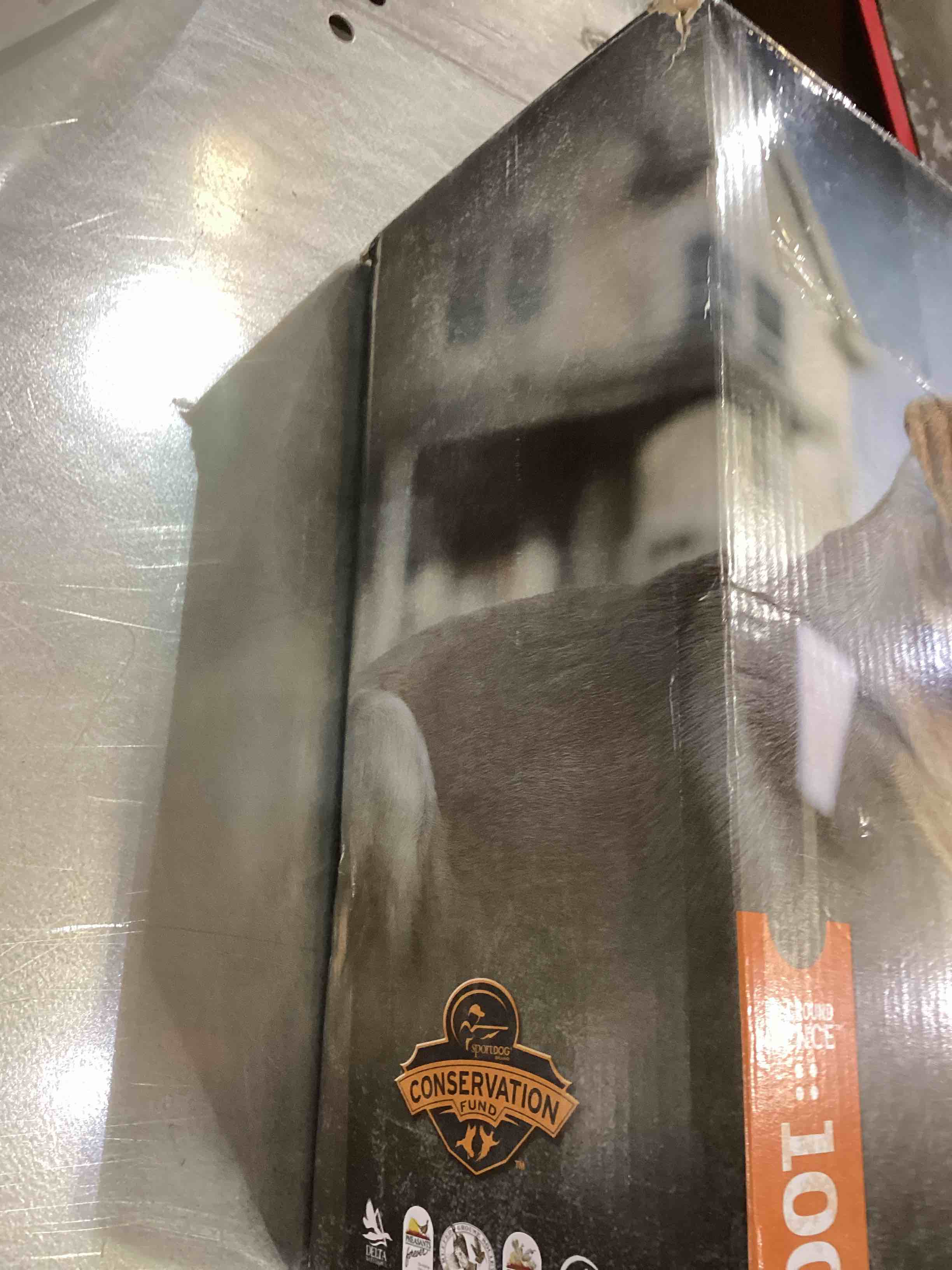 https://s3.amazonaws.com/lotting-images-prod/bidfta/EXS00271027_1685028572641.jpeg