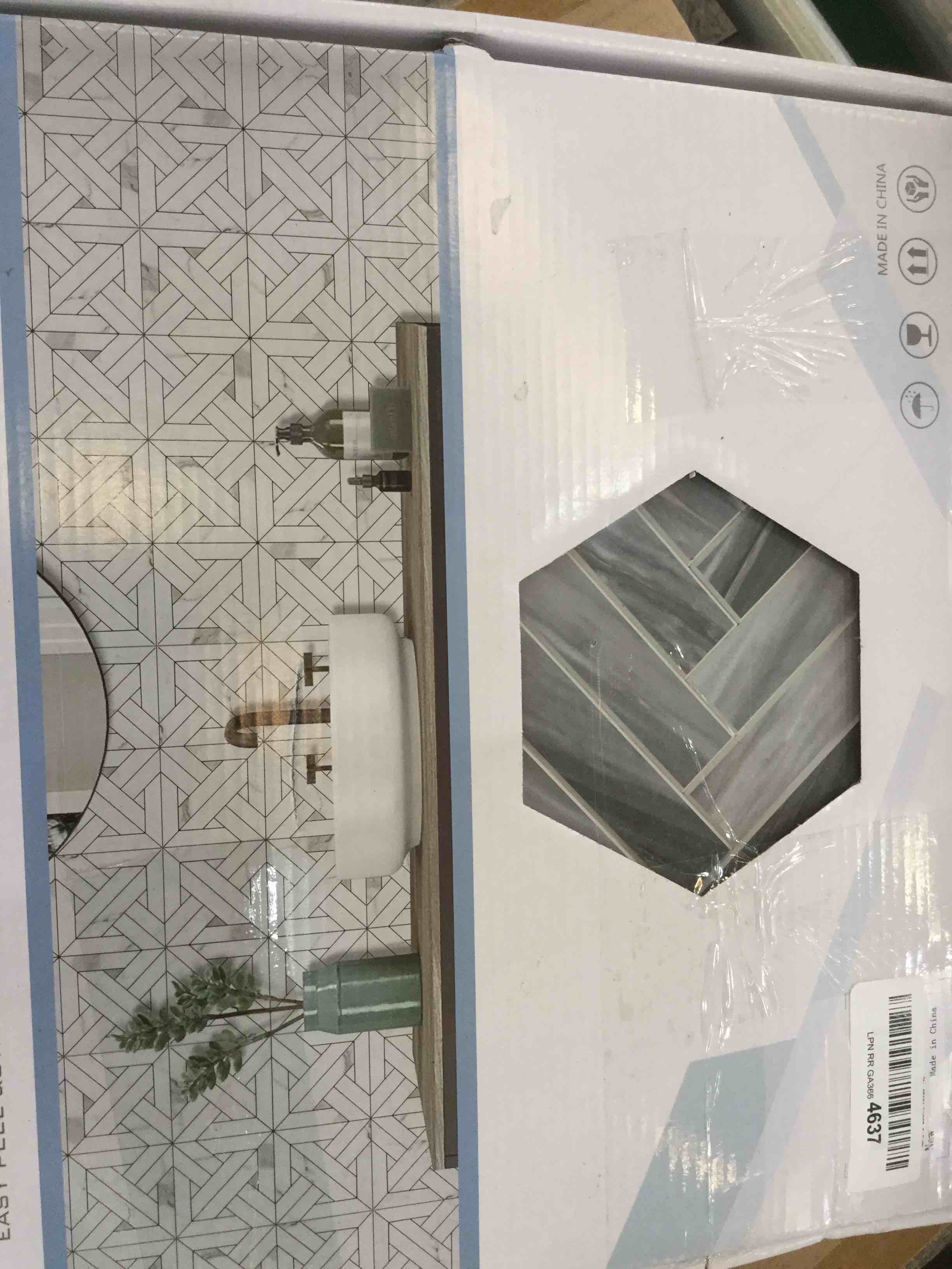https://s3.amazonaws.com/lotting-images-prod/bidfta/EXS00271710_1685127810436.jpeg