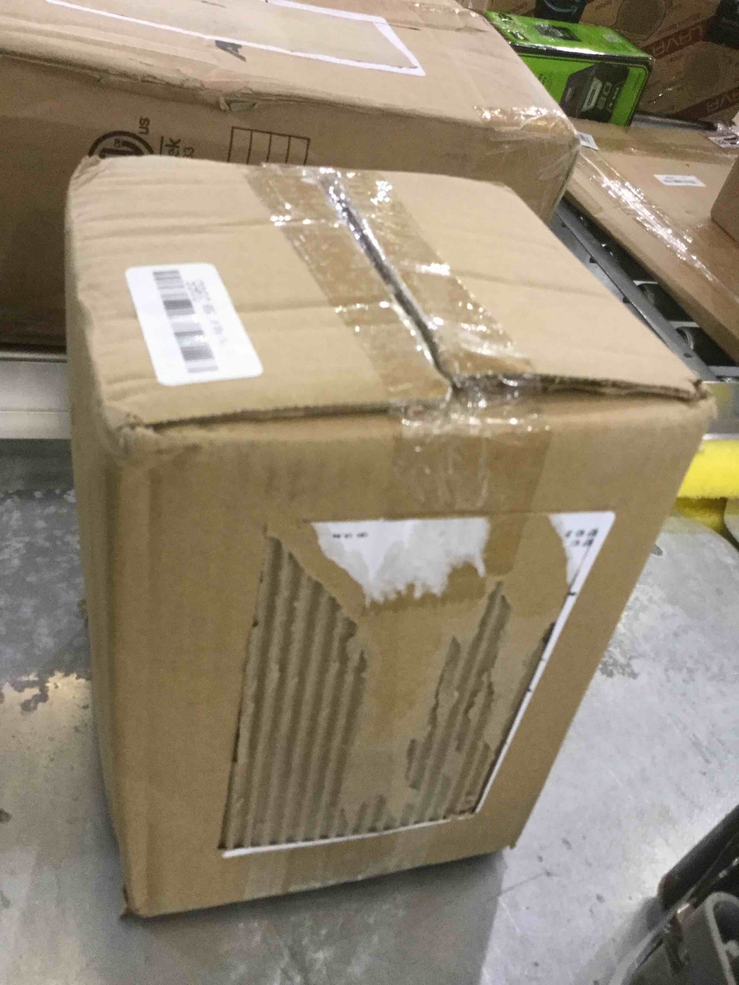 https://s3.amazonaws.com/lotting-images-prod/bidfta/EXS00271819_1685468825949.jpeg