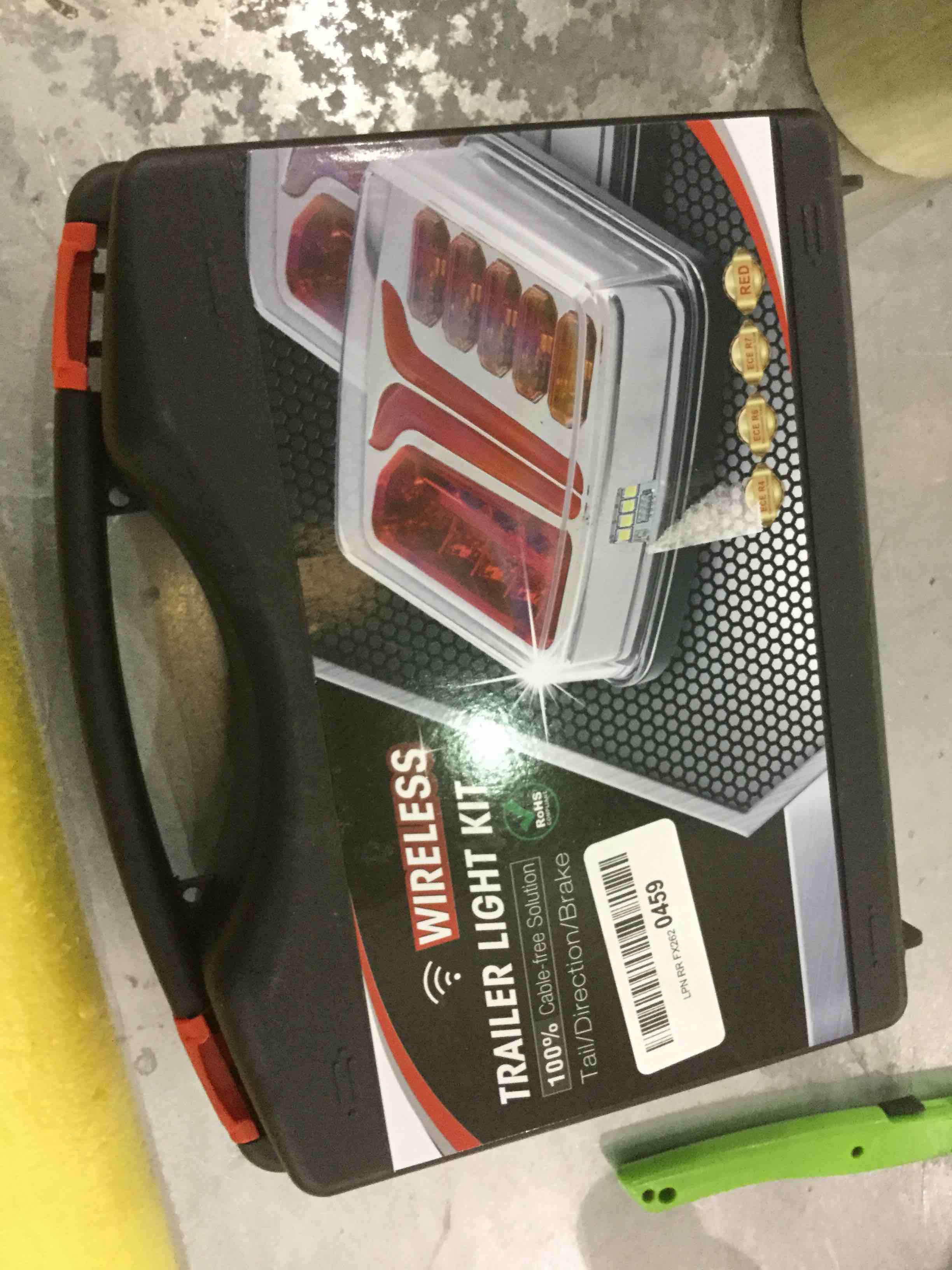 https://s3.amazonaws.com/lotting-images-prod/bidfta/EXS00271904_1685559768791.jpeg