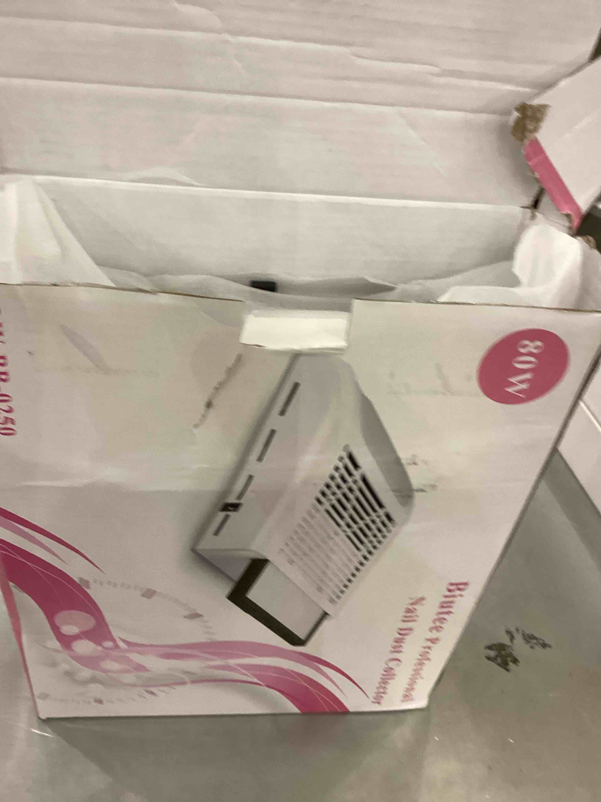 https://s3.amazonaws.com/lotting-images-prod/bidfta/EXS00272908_1689347097916.jpeg