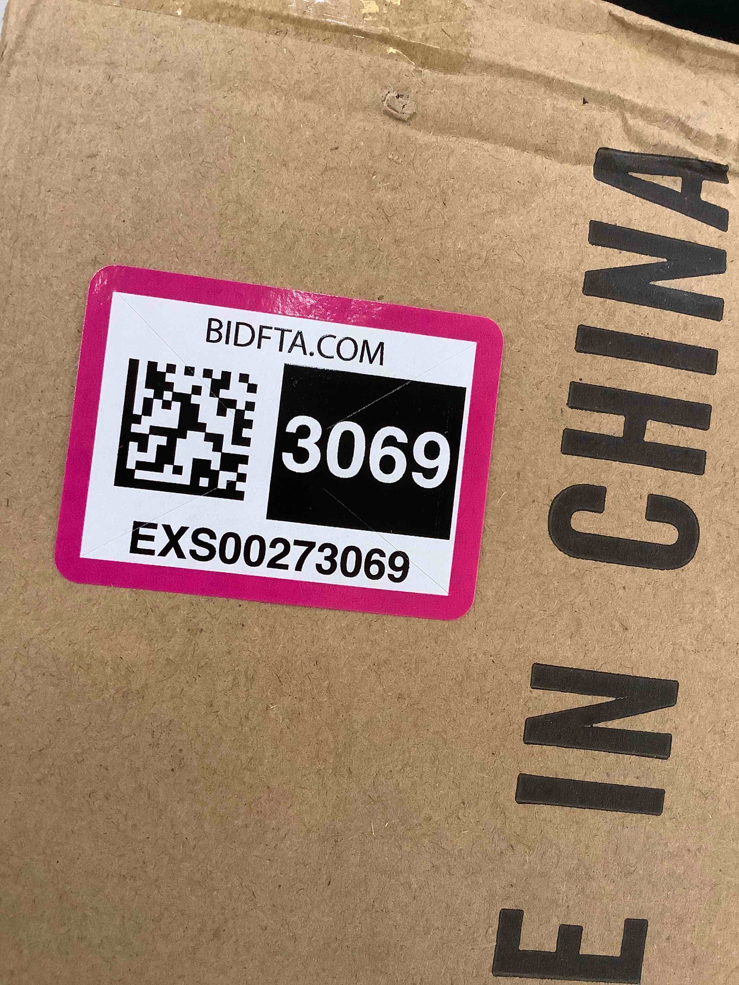 https://s3.amazonaws.com/lotting-images-prod/bidfta/EXS00273069_1685123367482.jpeg