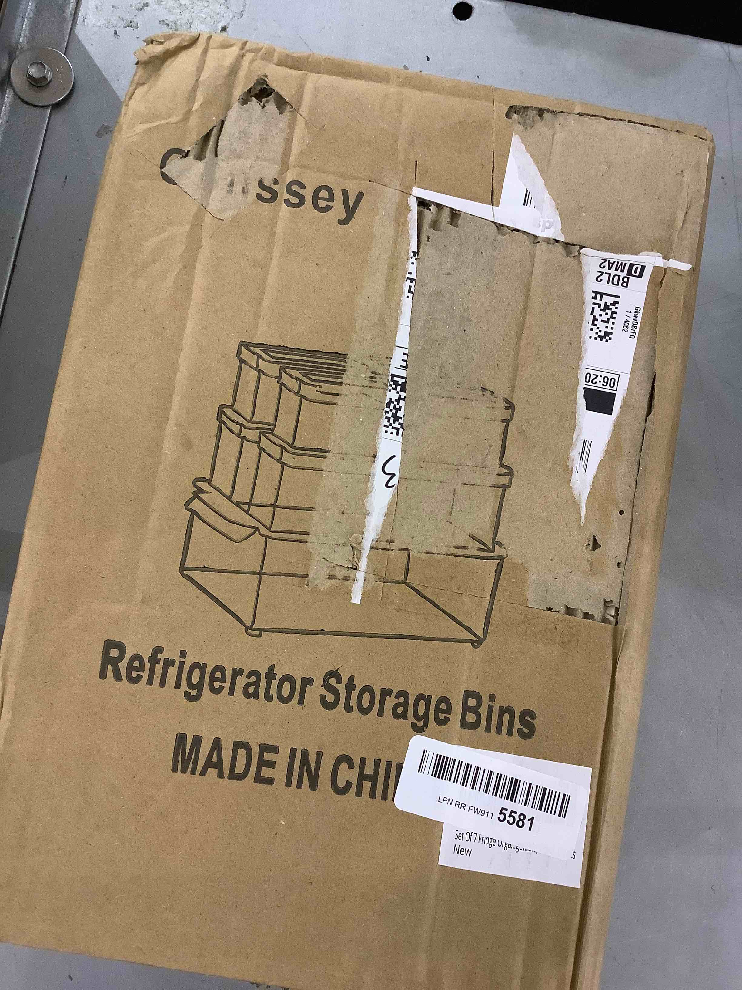 https://s3.amazonaws.com/lotting-images-prod/bidfta/EXS00273200_1685537076998.jpeg