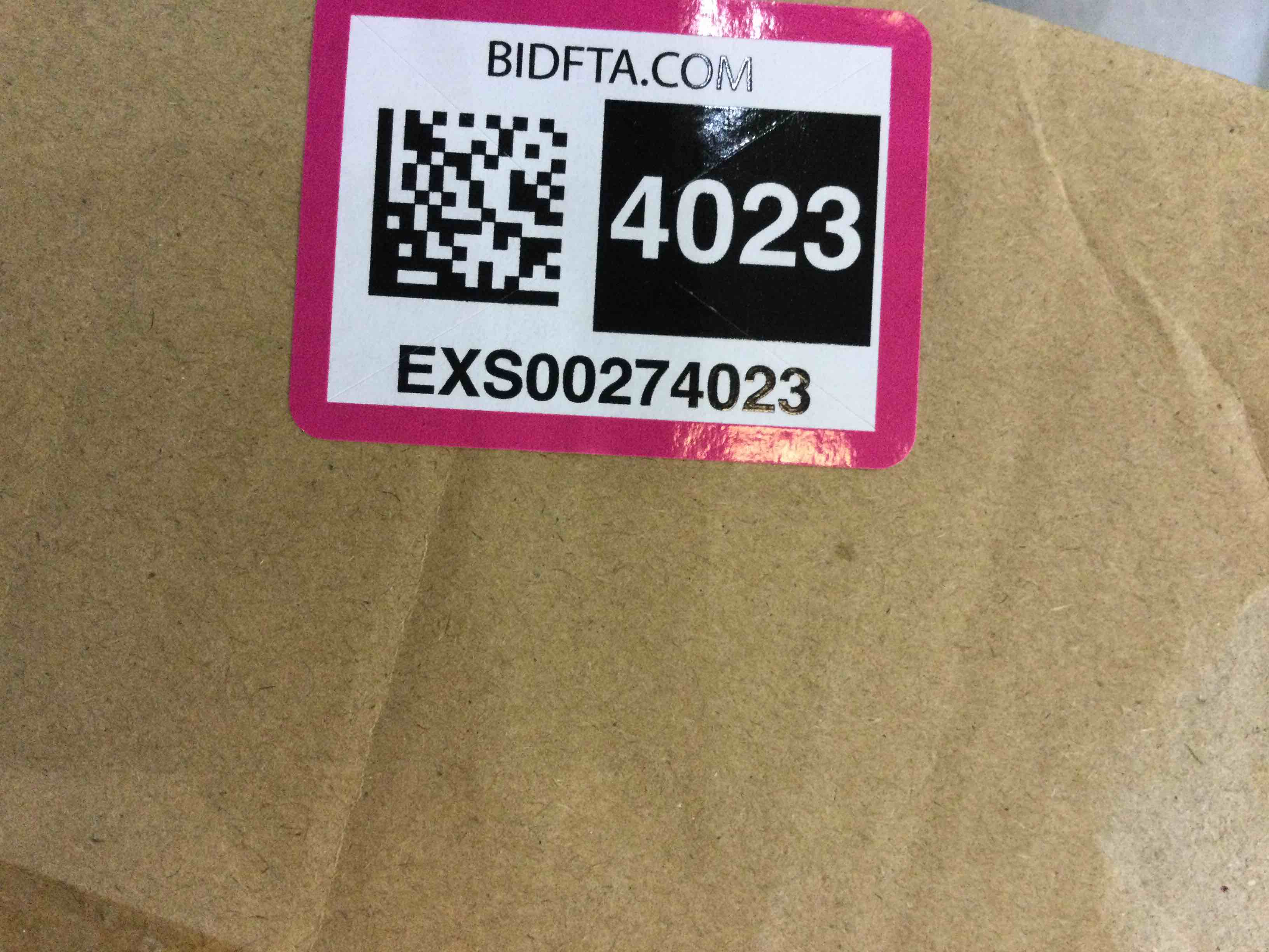 https://s3.amazonaws.com/lotting-images-prod/bidfta/EXS00274023_1685109380240.jpeg