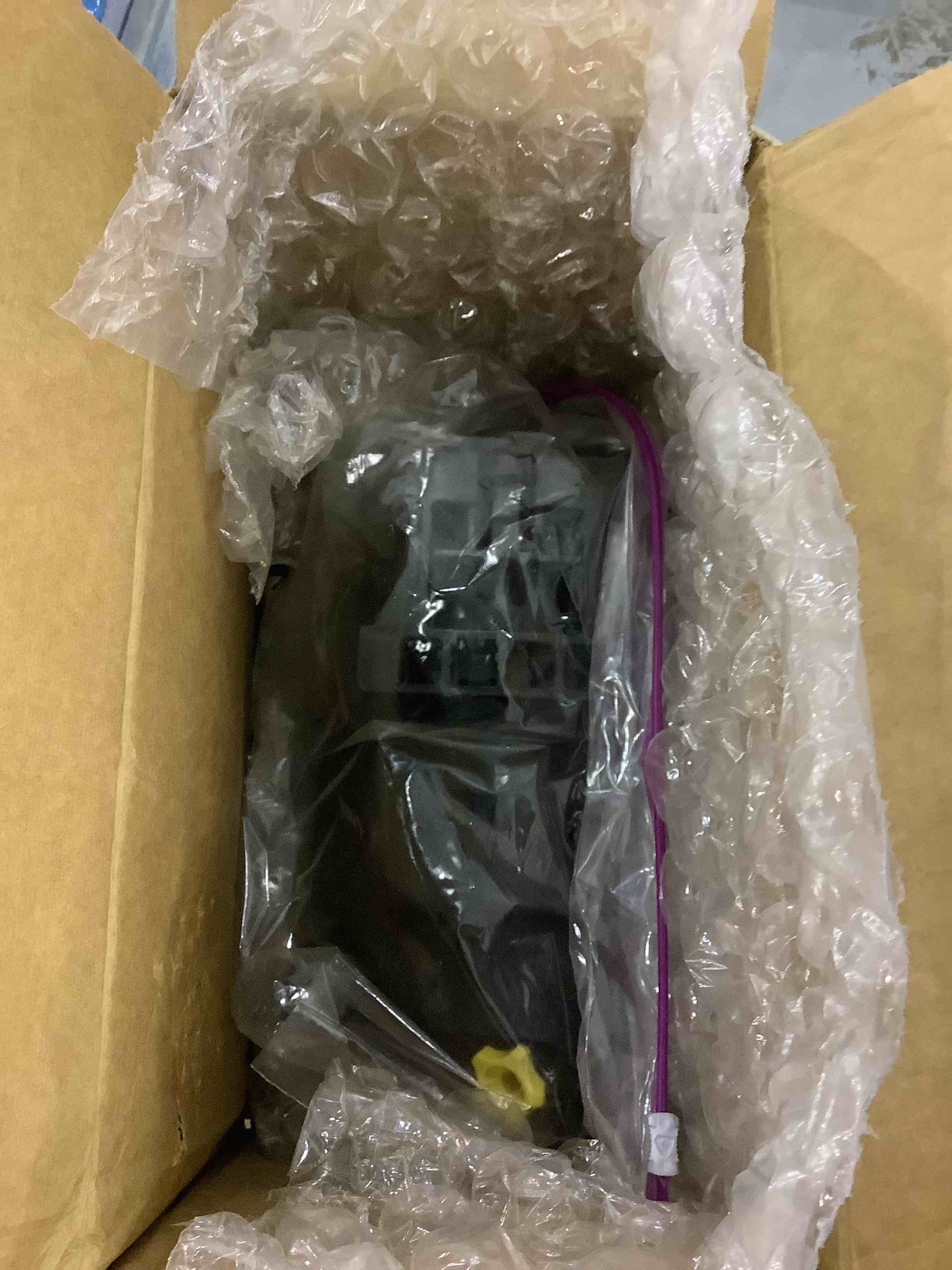 https://s3.amazonaws.com/lotting-images-prod/bidfta/EXS00275021_1685446064282.jpeg