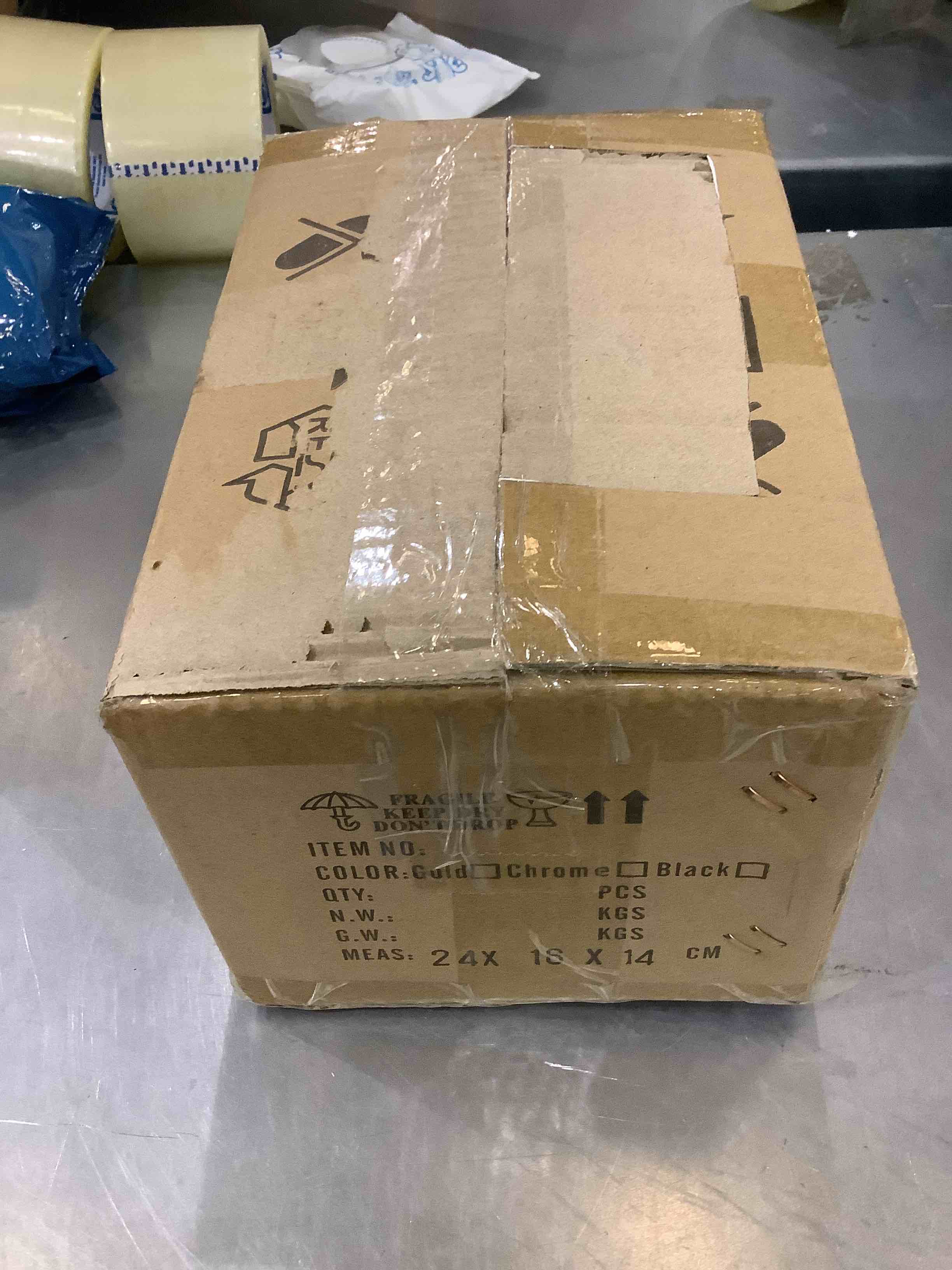 https://s3.amazonaws.com/lotting-images-prod/bidfta/EXS00275125_1685468973977.jpeg
