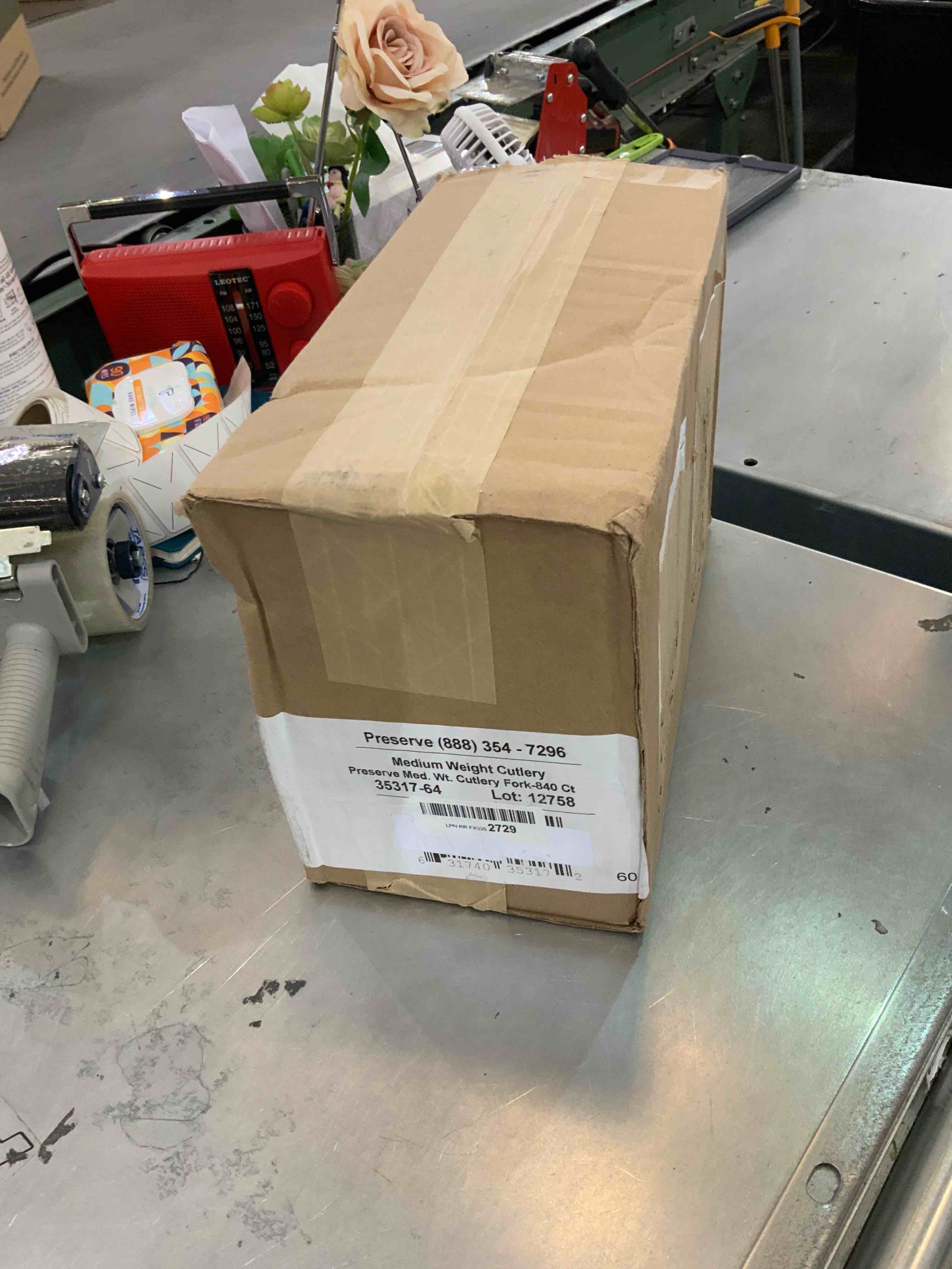 https://s3.amazonaws.com/lotting-images-prod/bidfta/EXS00275780_1685026845844.jpeg