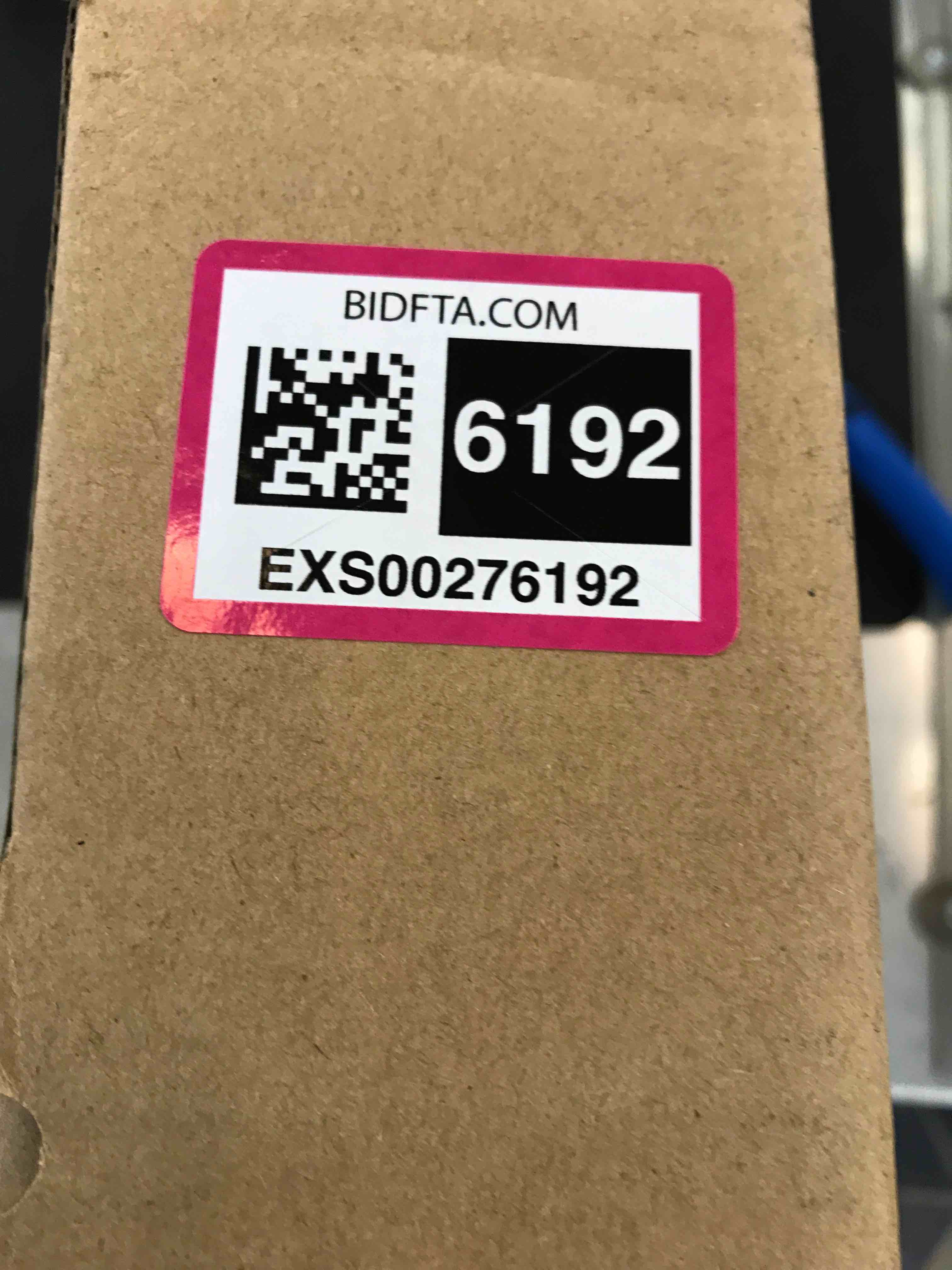 https://s3.amazonaws.com/lotting-images-prod/bidfta/EXS00276192_1685632715599.jpeg