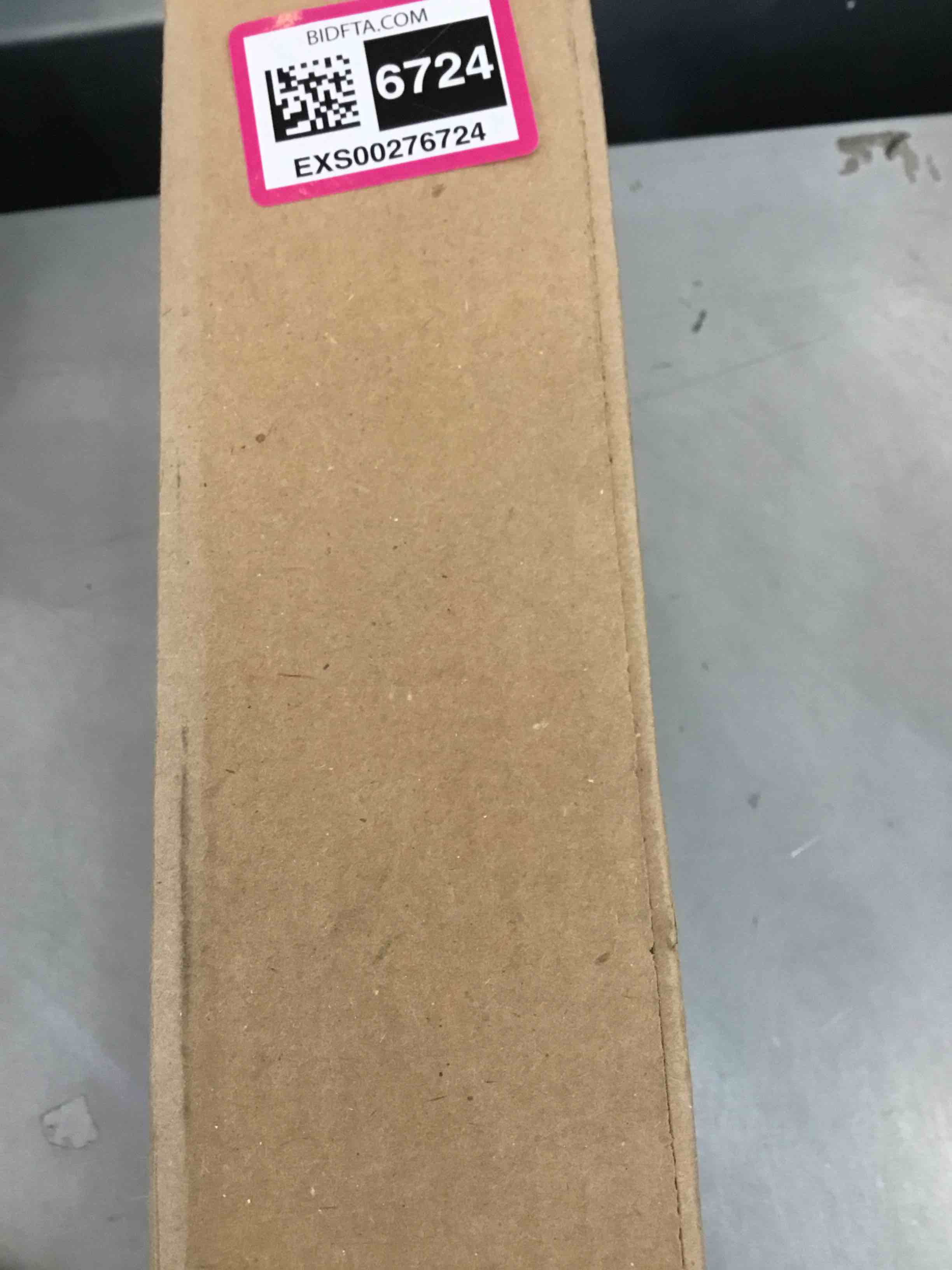 https://s3.amazonaws.com/lotting-images-prod/bidfta/EXS00276724_1685466856475.jpeg