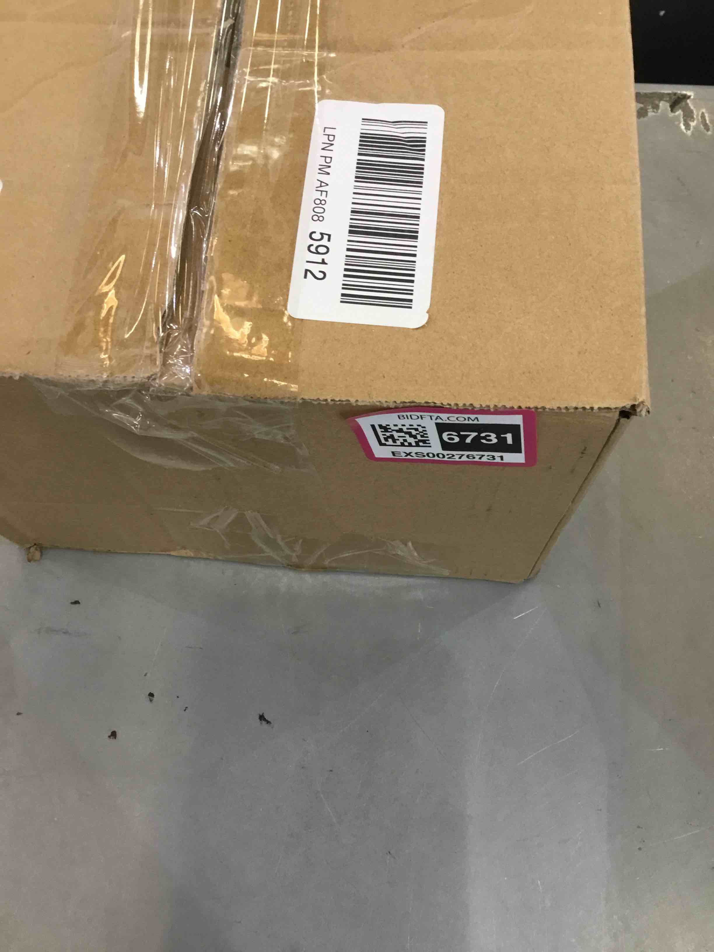 https://s3.amazonaws.com/lotting-images-prod/bidfta/EXS00276731_1685467645907.jpeg